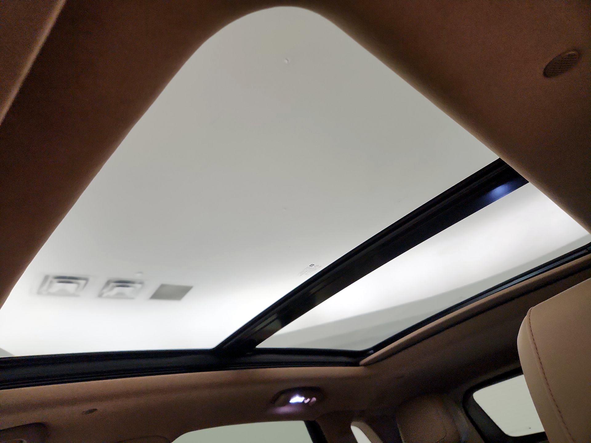 Thumbnail: 2020 Cadillac XT5 - 20