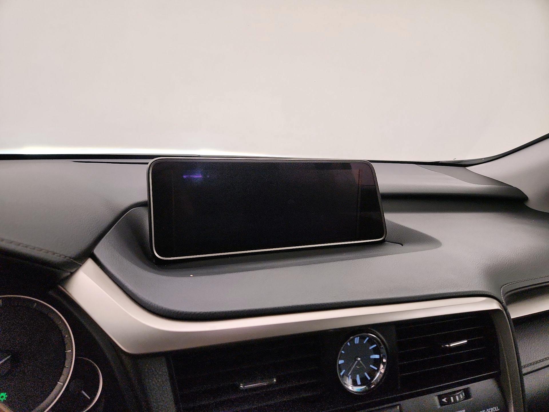 Thumbnail: 2018 Lexus RX - 14