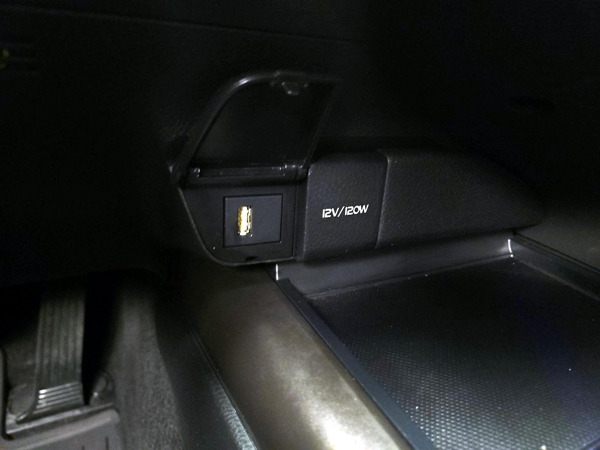 Thumbnail: 2022 Toyota Camry - 18