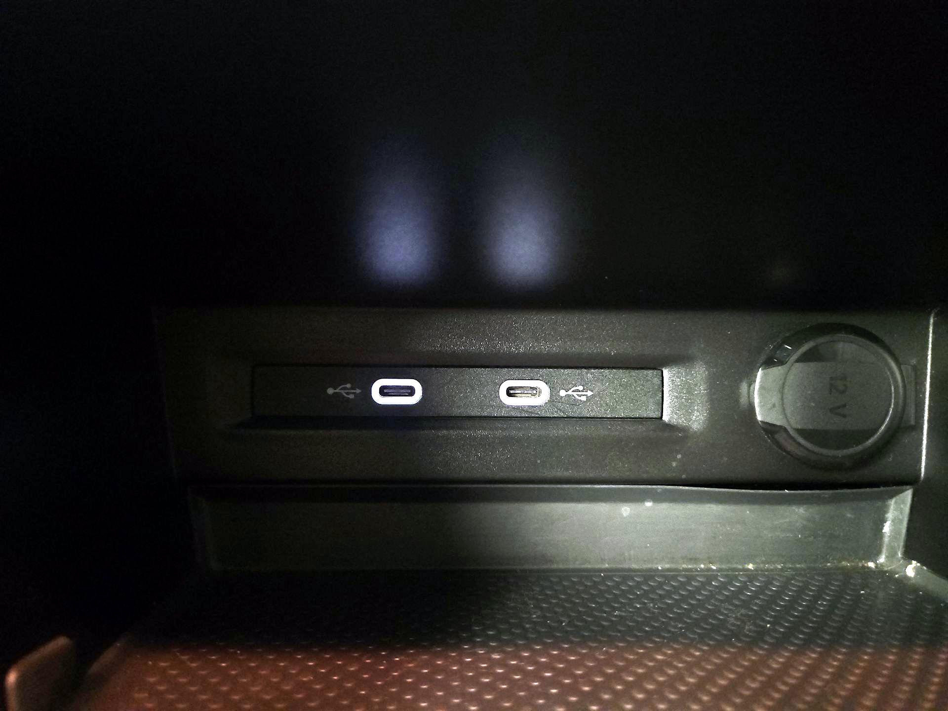 Thumbnail: 2022 Volkswagen Taos - 18