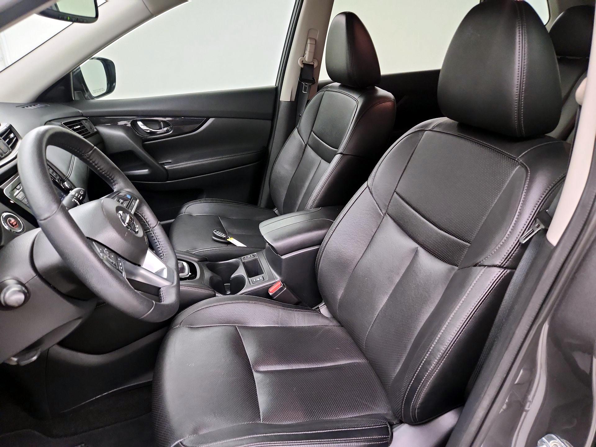 Thumbnail: 2019 Nissan Rogue - 11