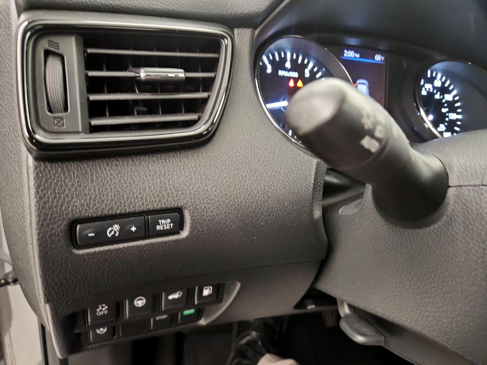 Thumbnail: 2019 Nissan Rogue - 13