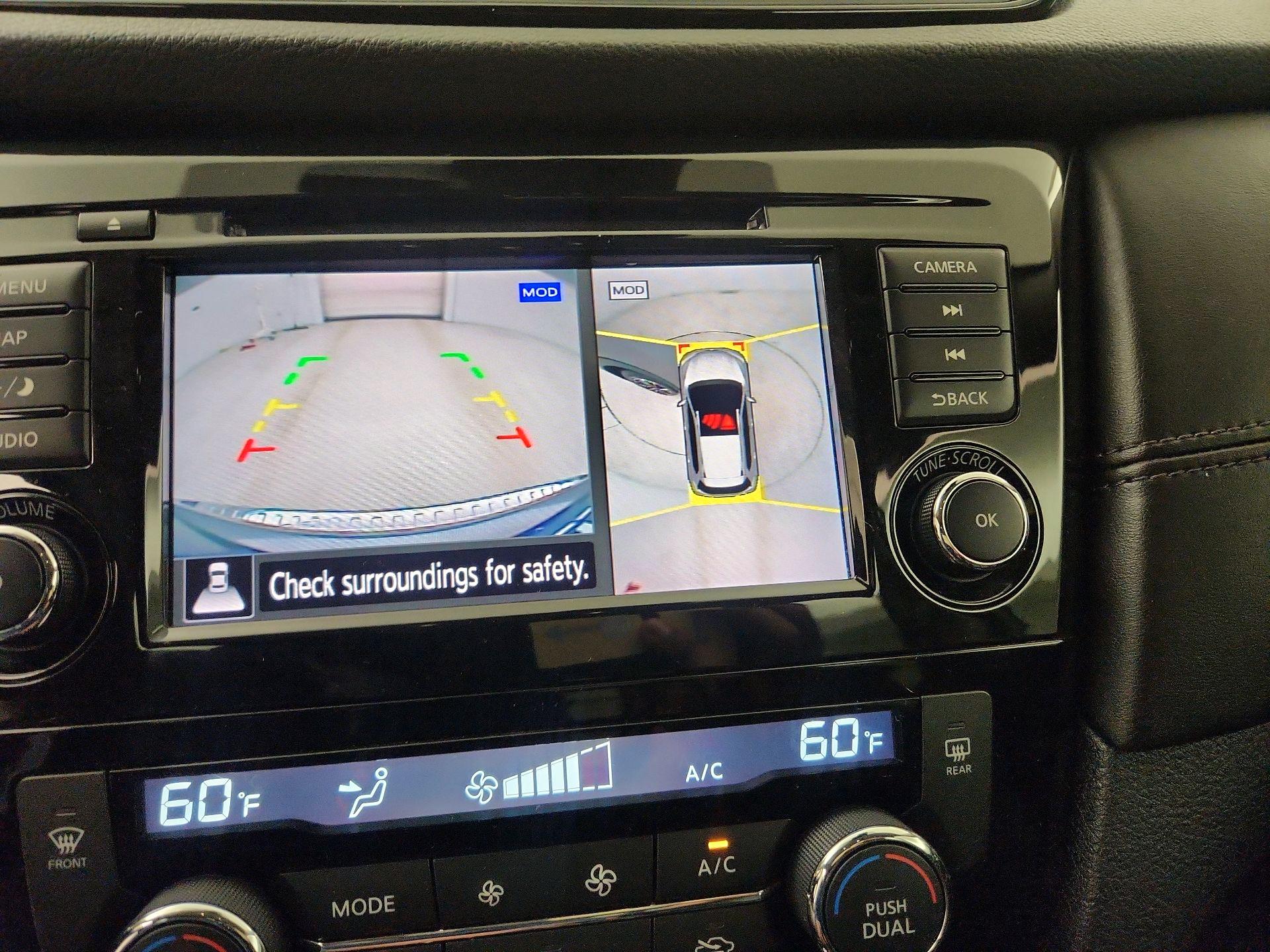 Thumbnail: 2019 Nissan Rogue - 14