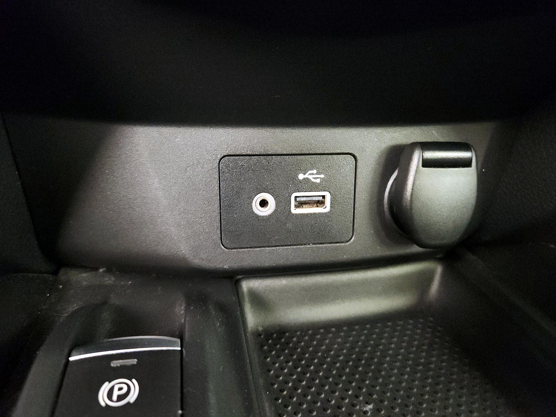 Thumbnail: 2019 Nissan Rogue - 18