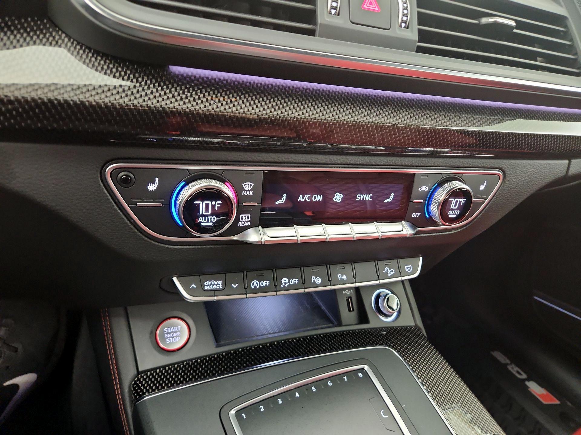 Thumbnail: 2019 Audi SQ5 - 17