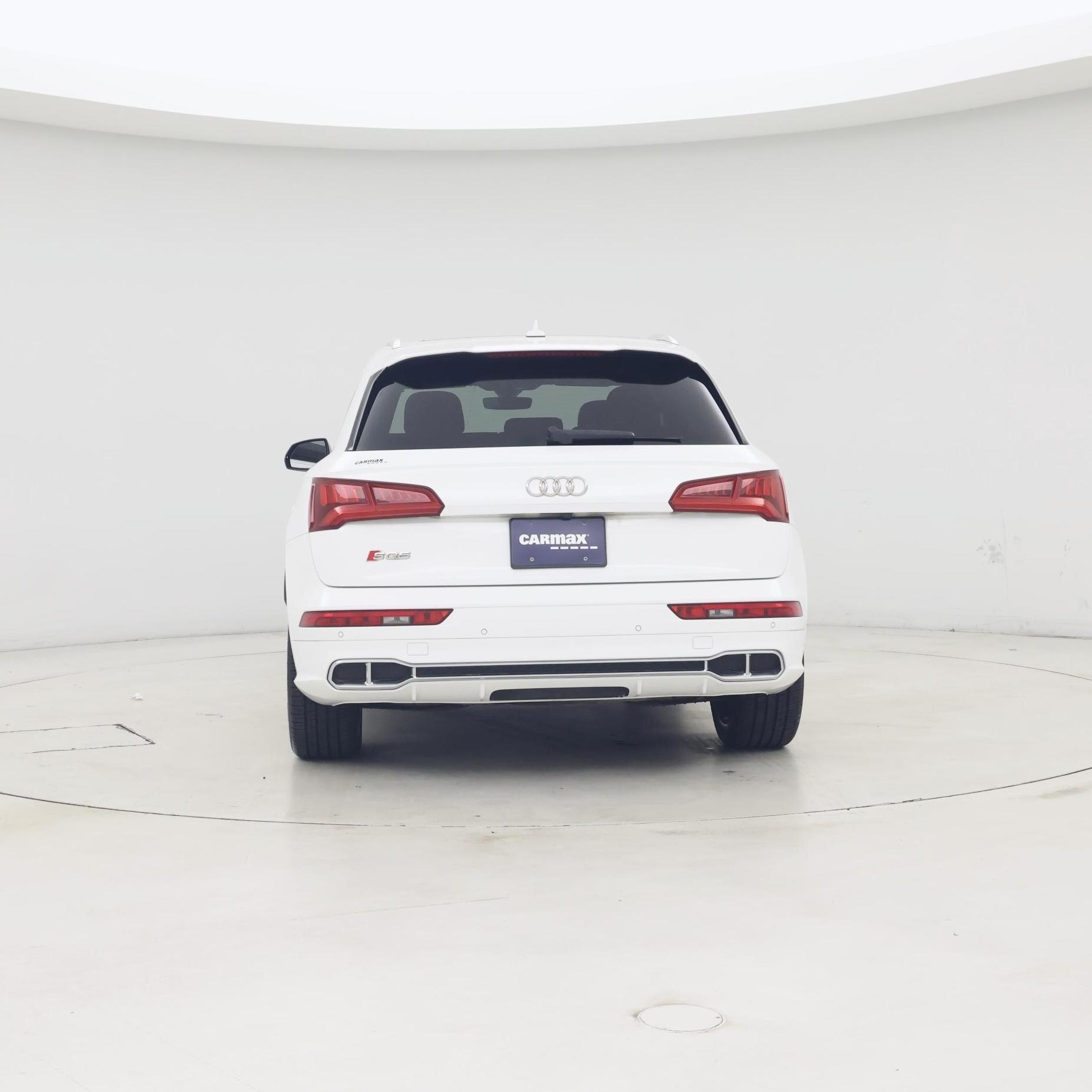 Thumbnail: 2019 Audi SQ5 - 6