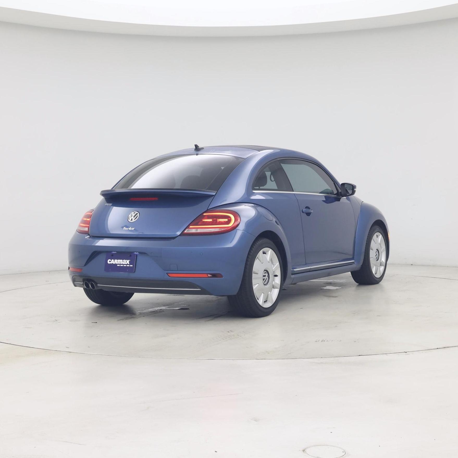 Thumbnail: 2018 Volkswagen Beetle - 8