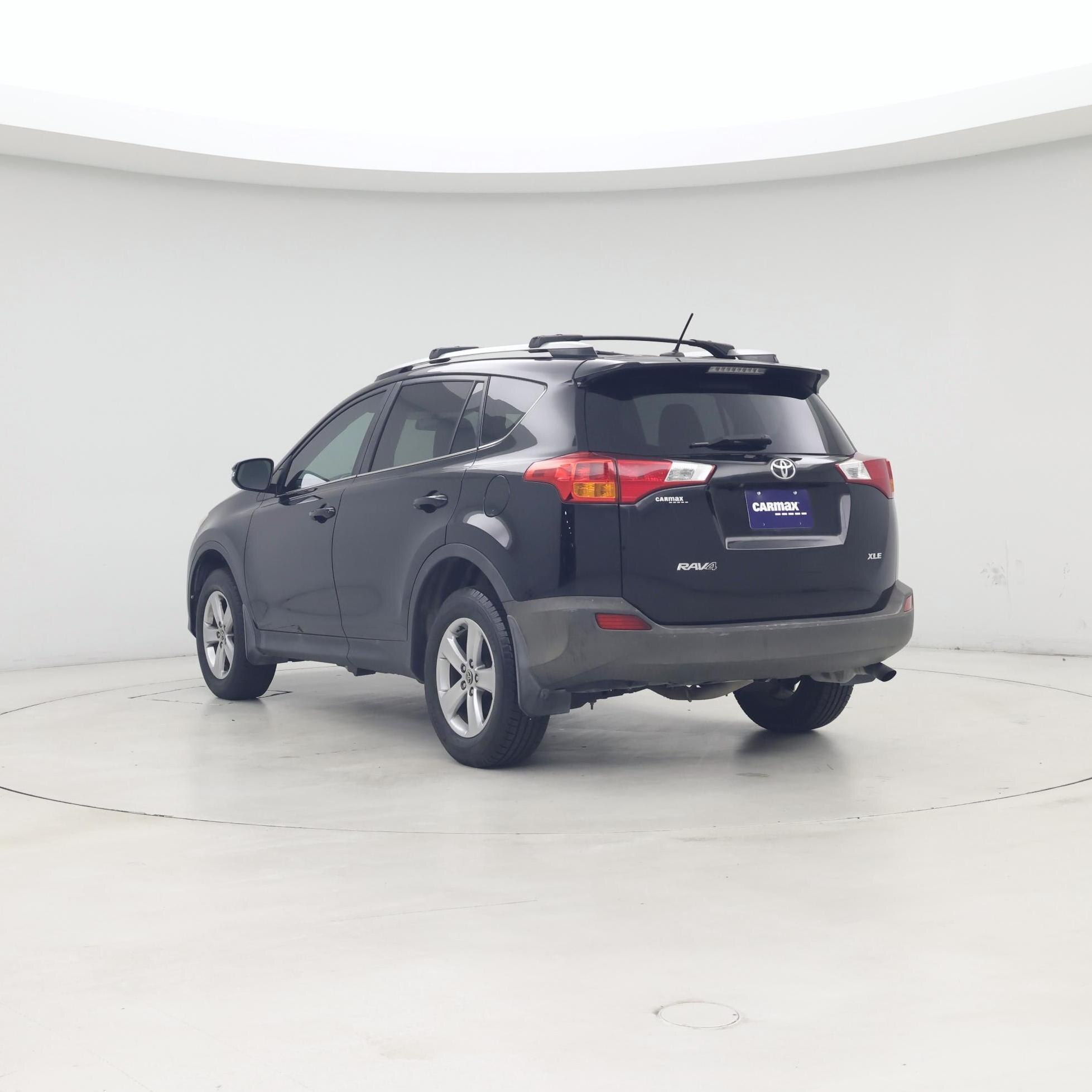 Thumbnail: 2015 Toyota RAV4 - 2