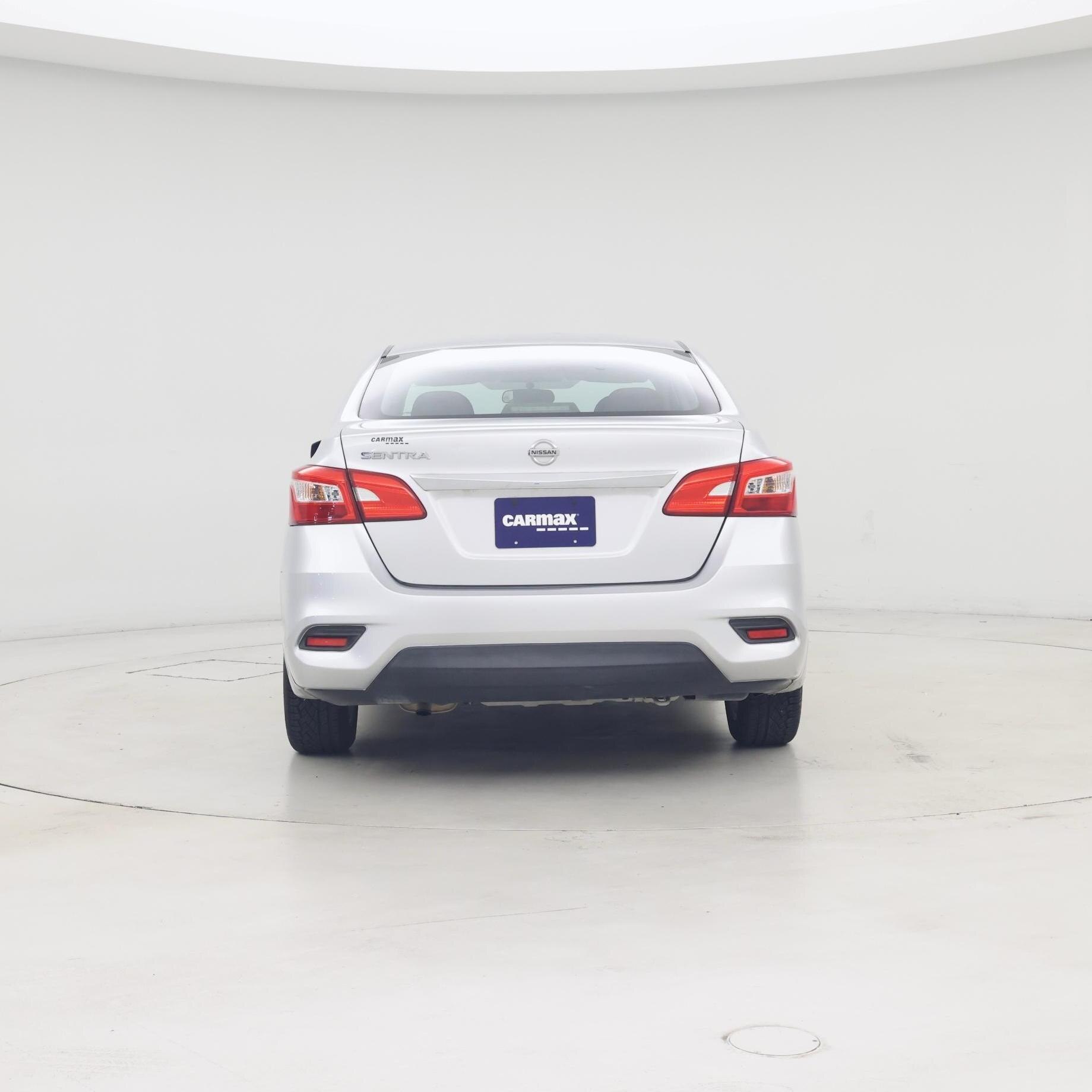 Thumbnail: 2016 Nissan Sentra - 6