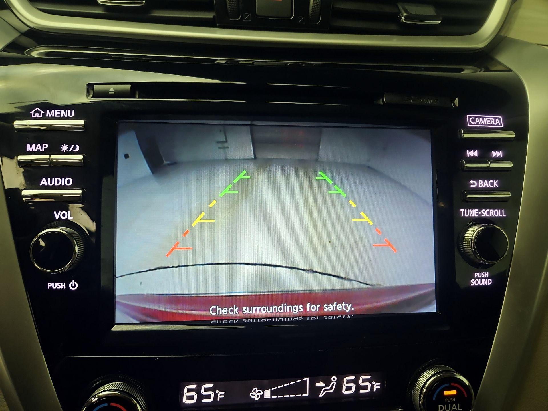 Thumbnail: 2015 Nissan Murano - 15