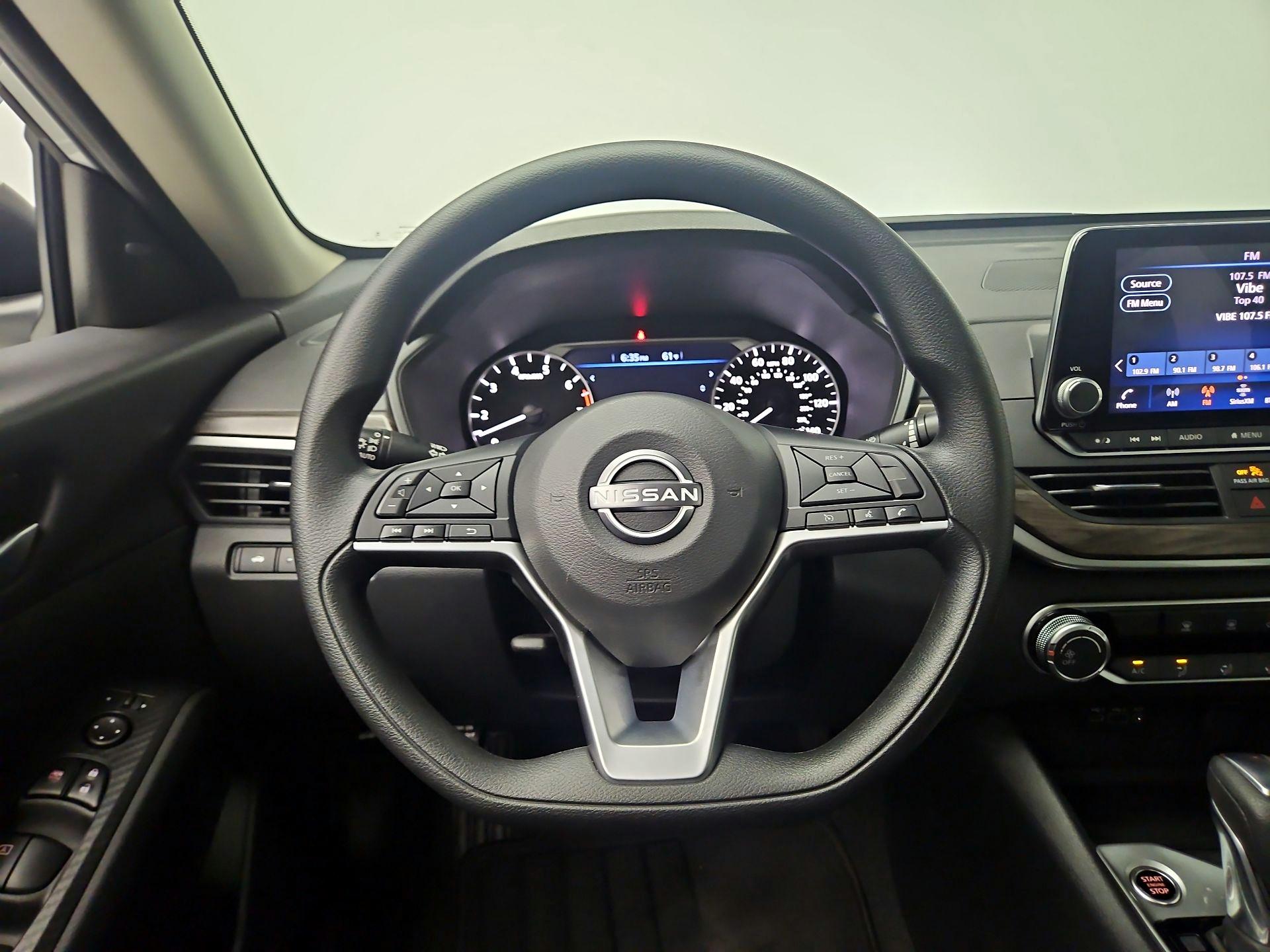 Thumbnail: 2025 Nissan Altima - 10