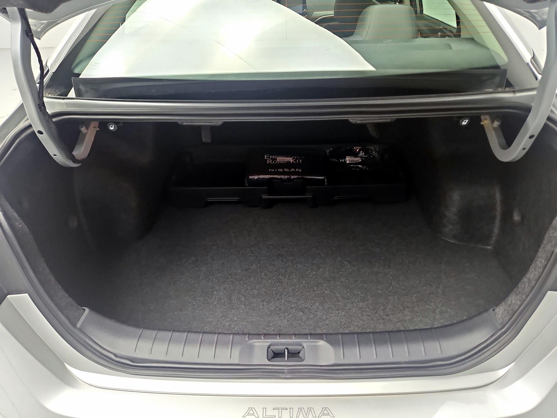 Thumbnail: 2025 Nissan Altima - 20