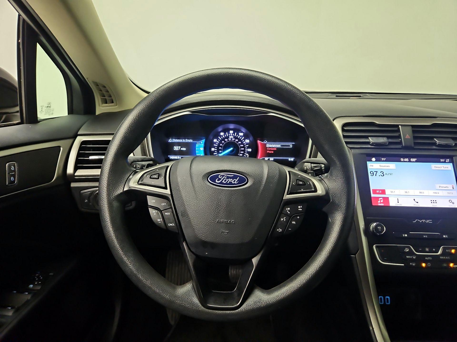 Thumbnail: 2019 Ford Fusion - 10