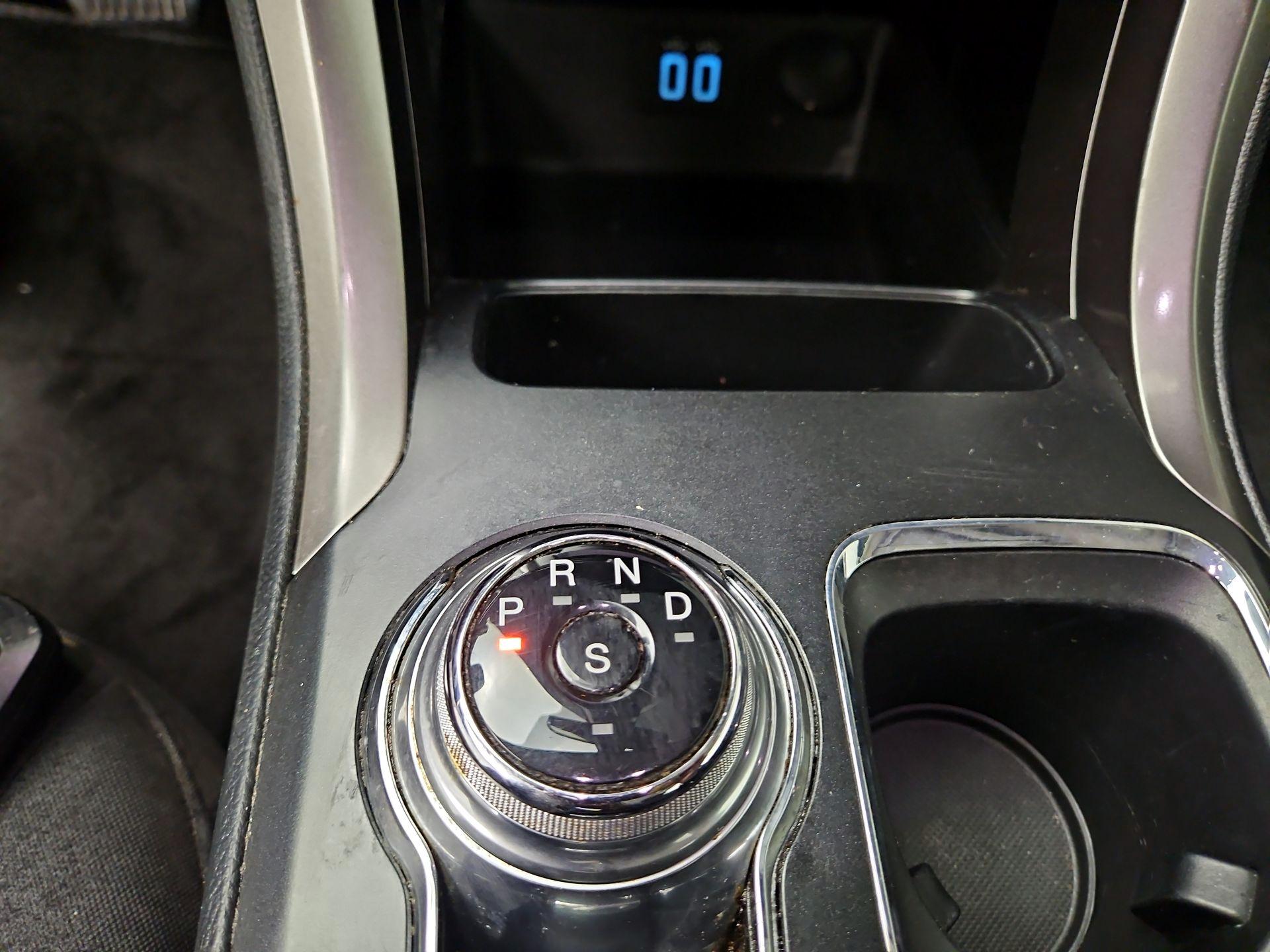 Thumbnail: 2019 Ford Fusion - 17