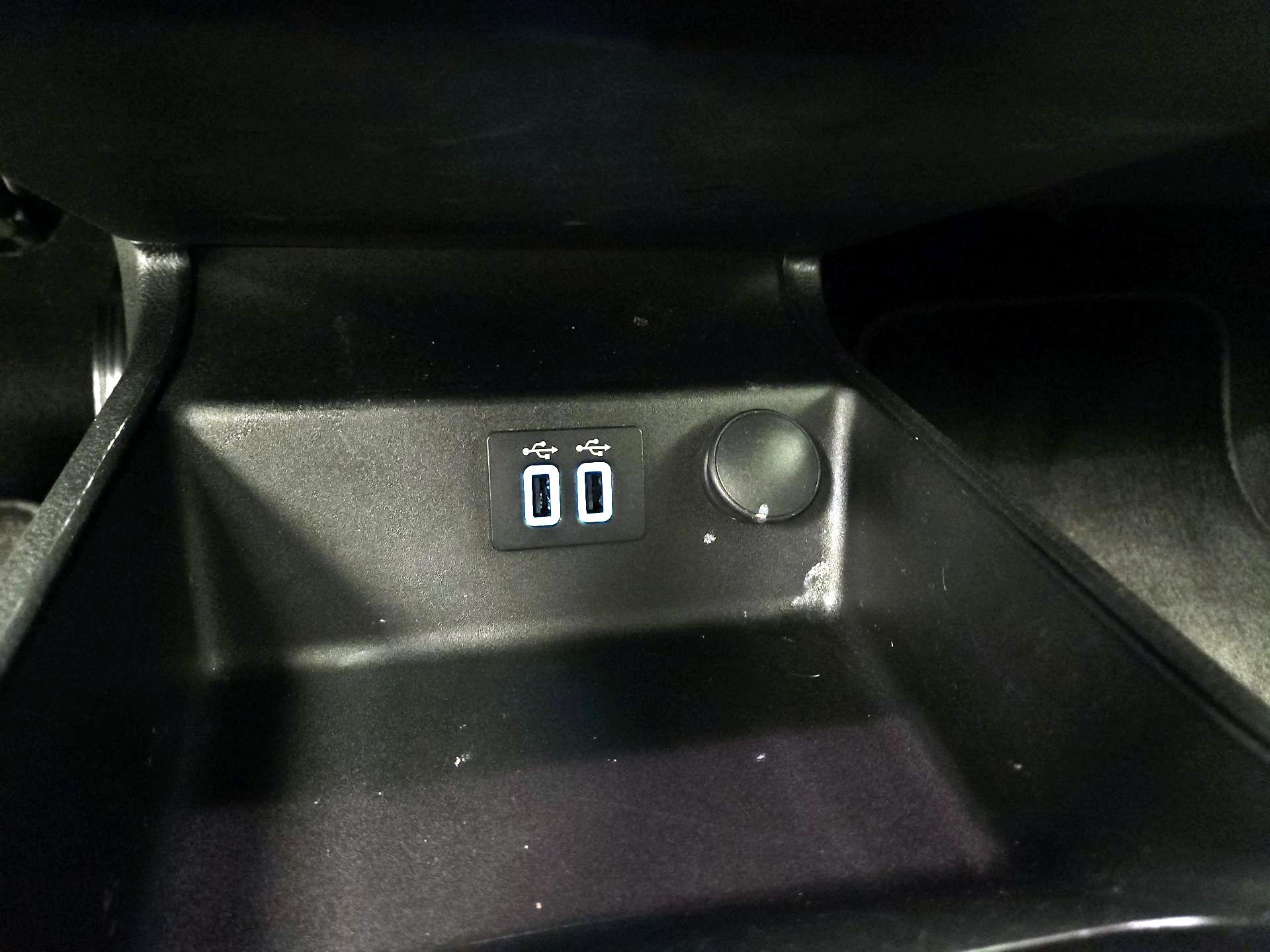 Thumbnail: 2019 Ford Fusion - 18