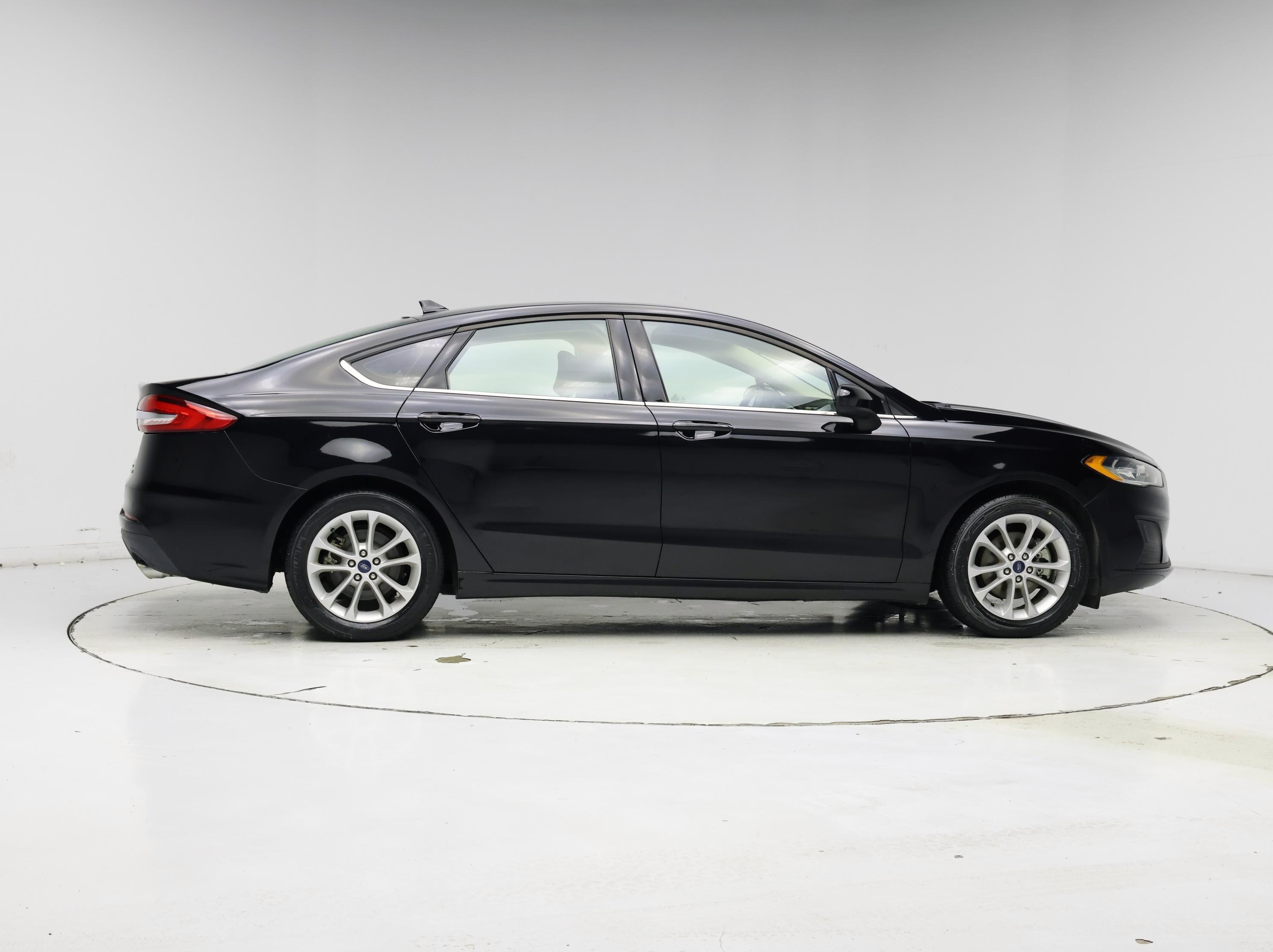 Thumbnail: 2019 Ford Fusion - 7