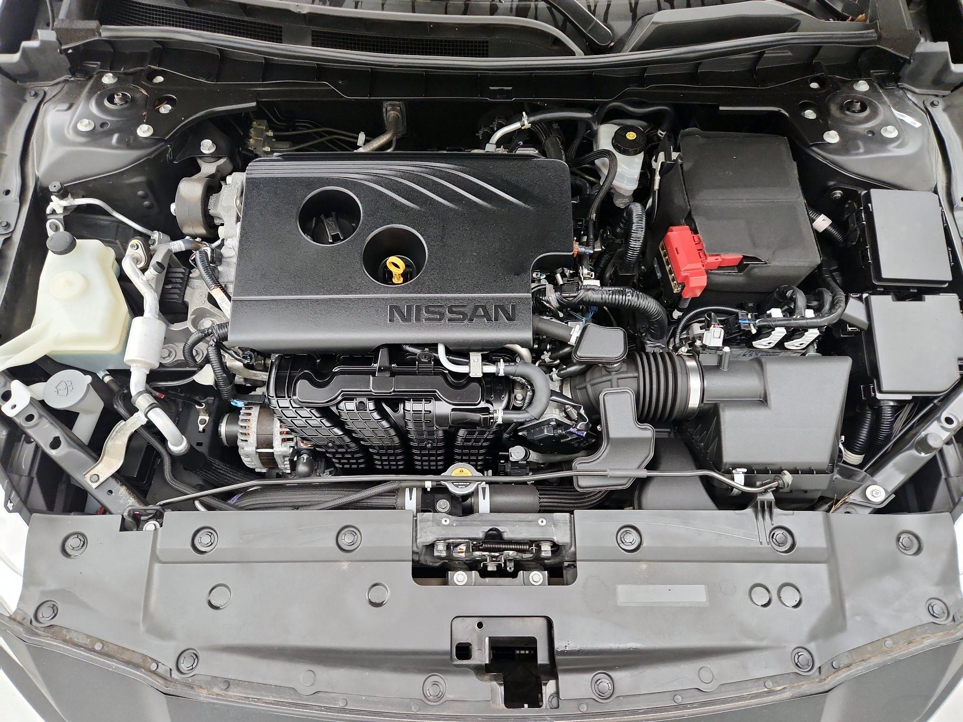 Thumbnail: 2020 Nissan Altima - 17