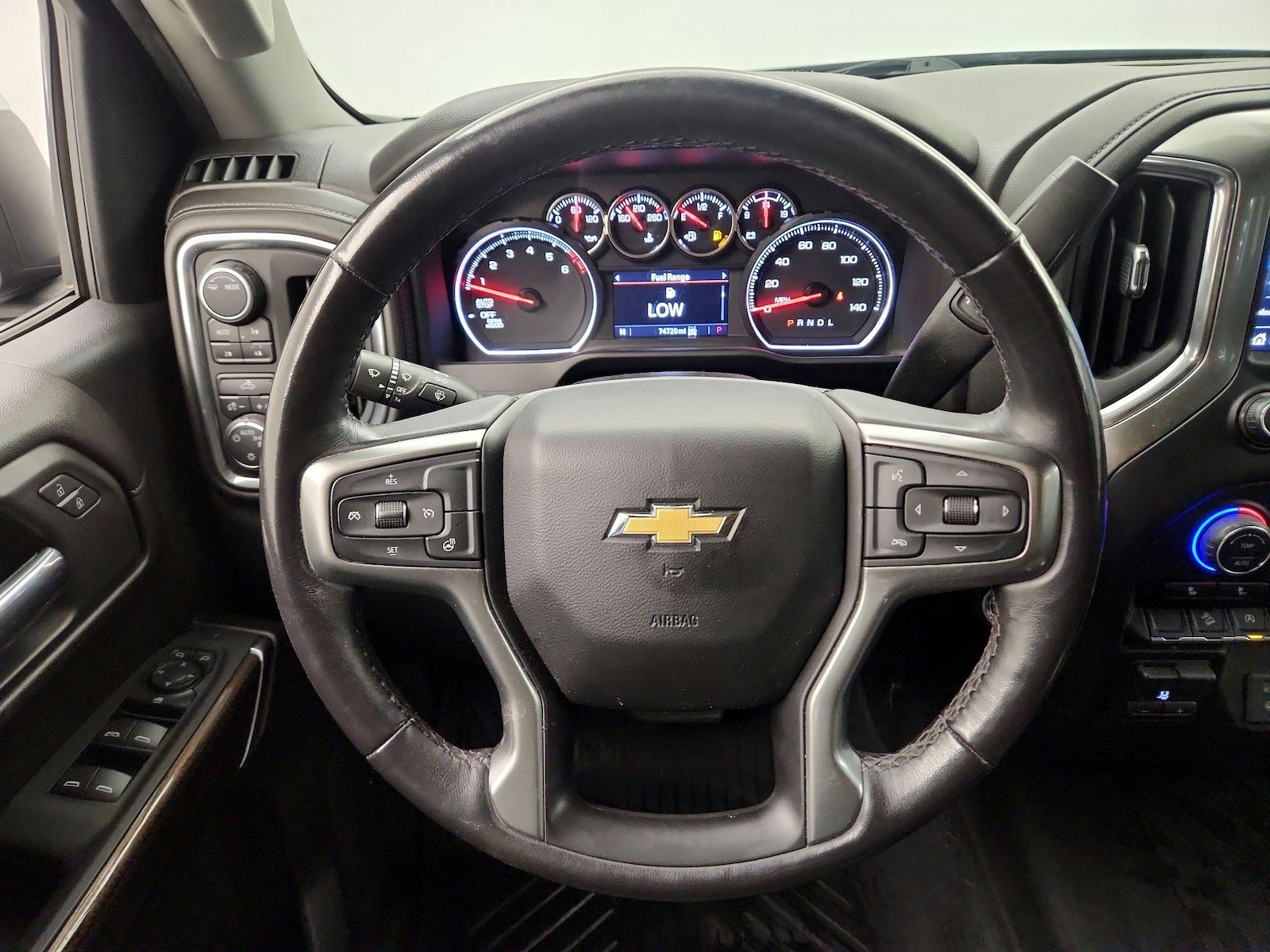 2022 Chevrolet Silverado 1500 Limited LT - Photo 11