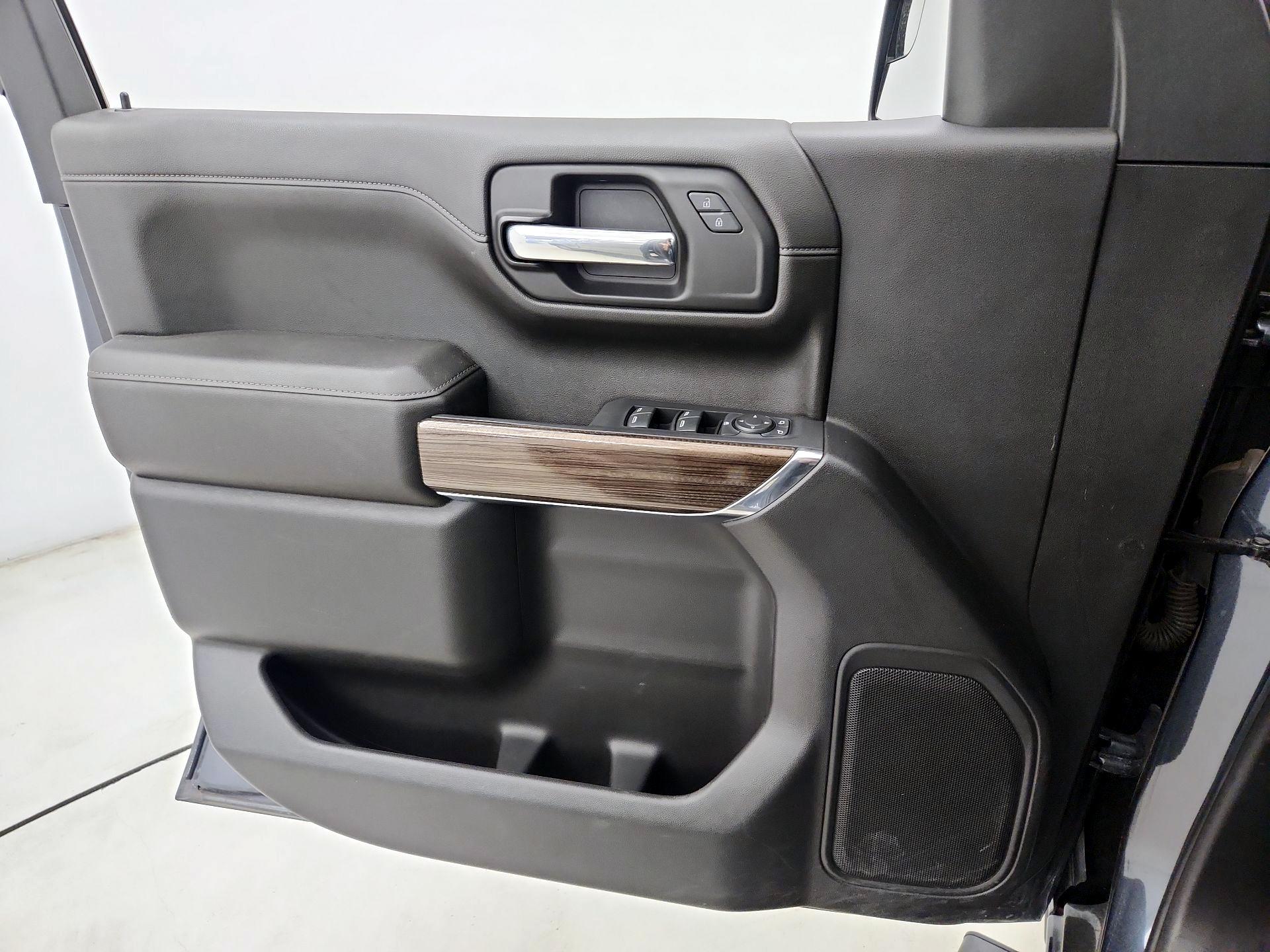 Thumbnail: 2022 Chevrolet Silverado 1500 - 12