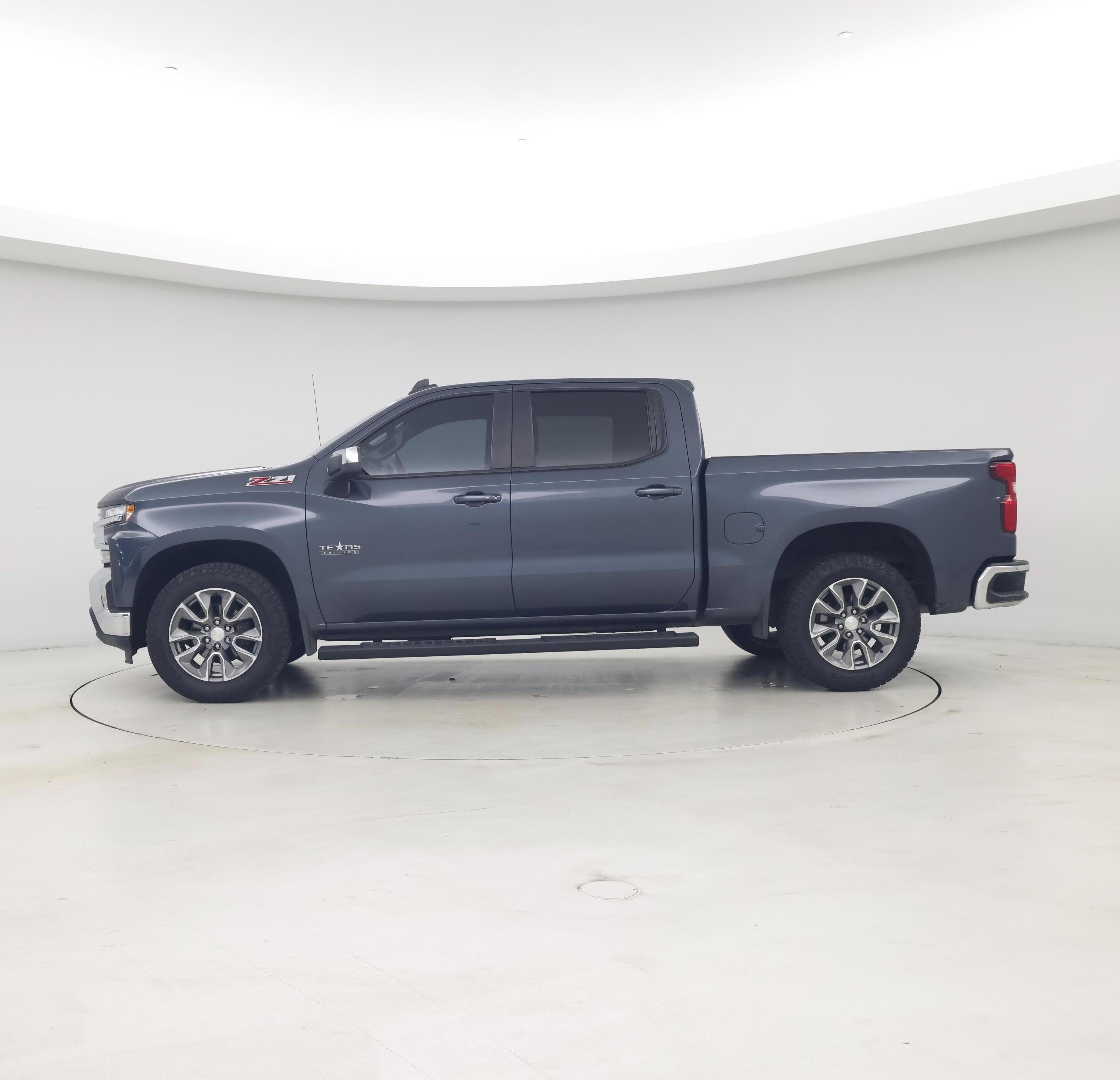 Thumbnail: 2022 Chevrolet Silverado 1500 - 3