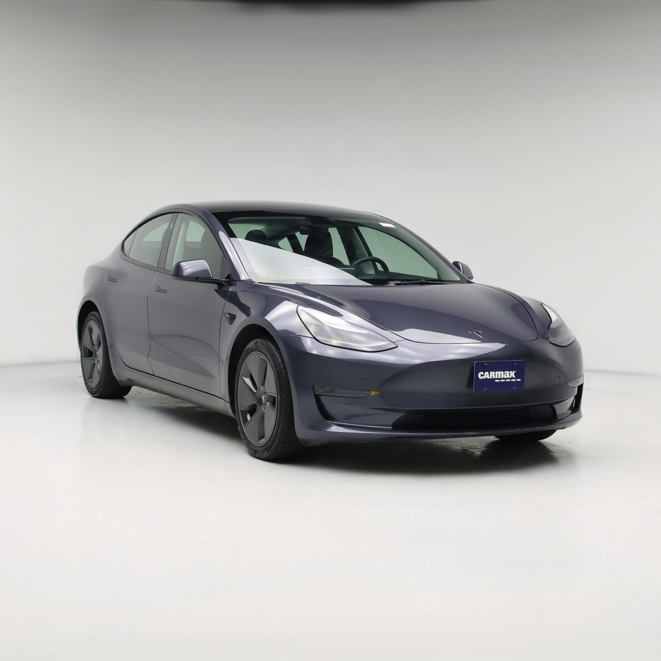 Thumbnail: 2023 Tesla Model 3 - 1