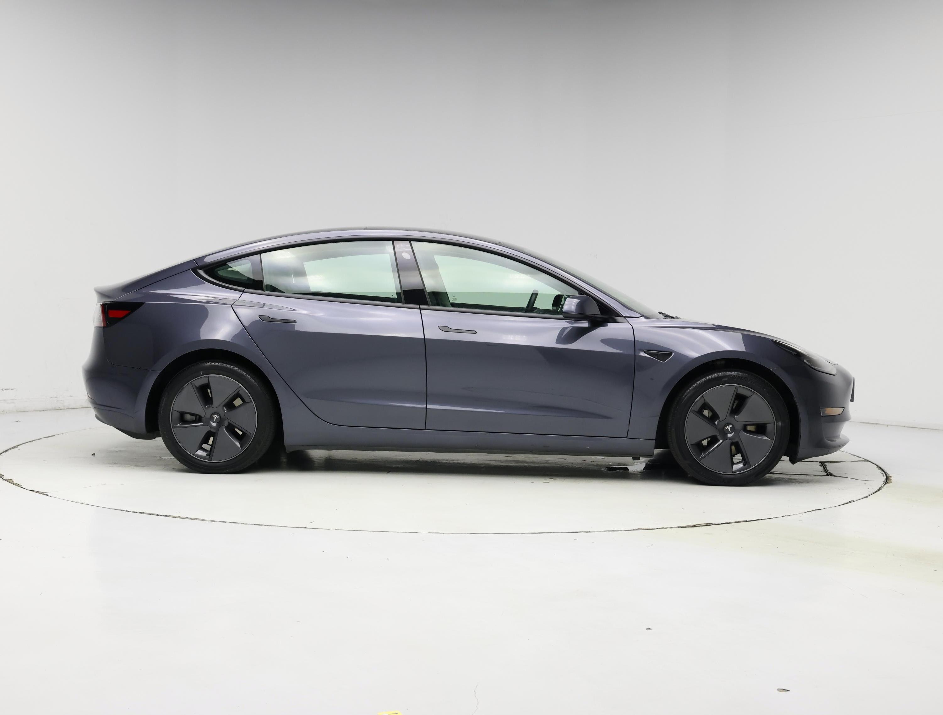 Thumbnail: 2023 Tesla Model 3 - 7