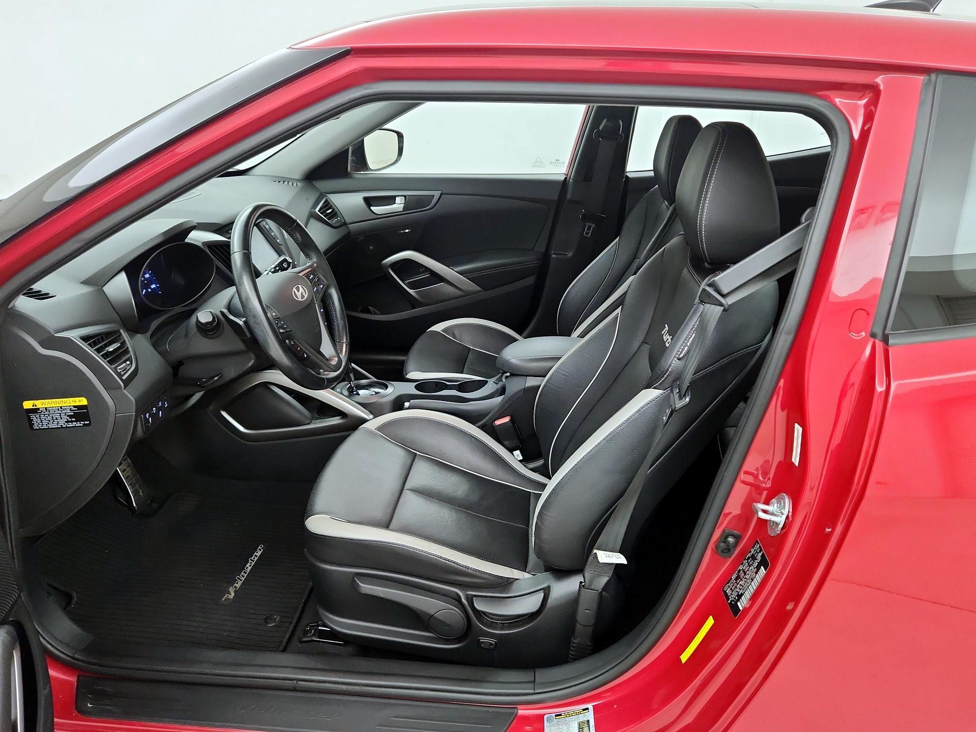 Thumbnail: 2014 Hyundai Veloster - 11