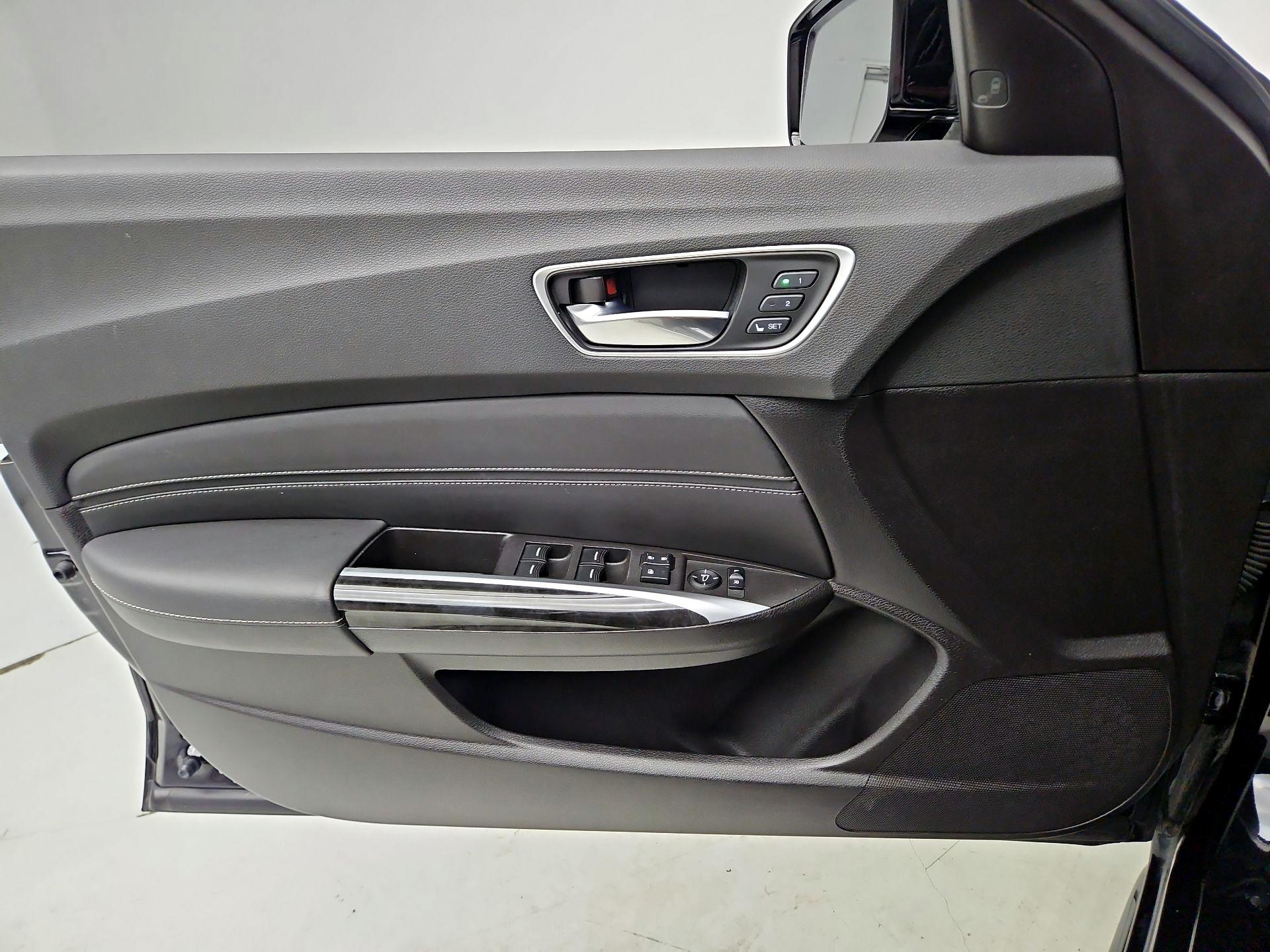 Thumbnail: 2020 Acura TLX - 12