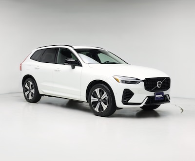 2024 Volvo XC60 Recharge PHEV T8 Plus Dark Theme