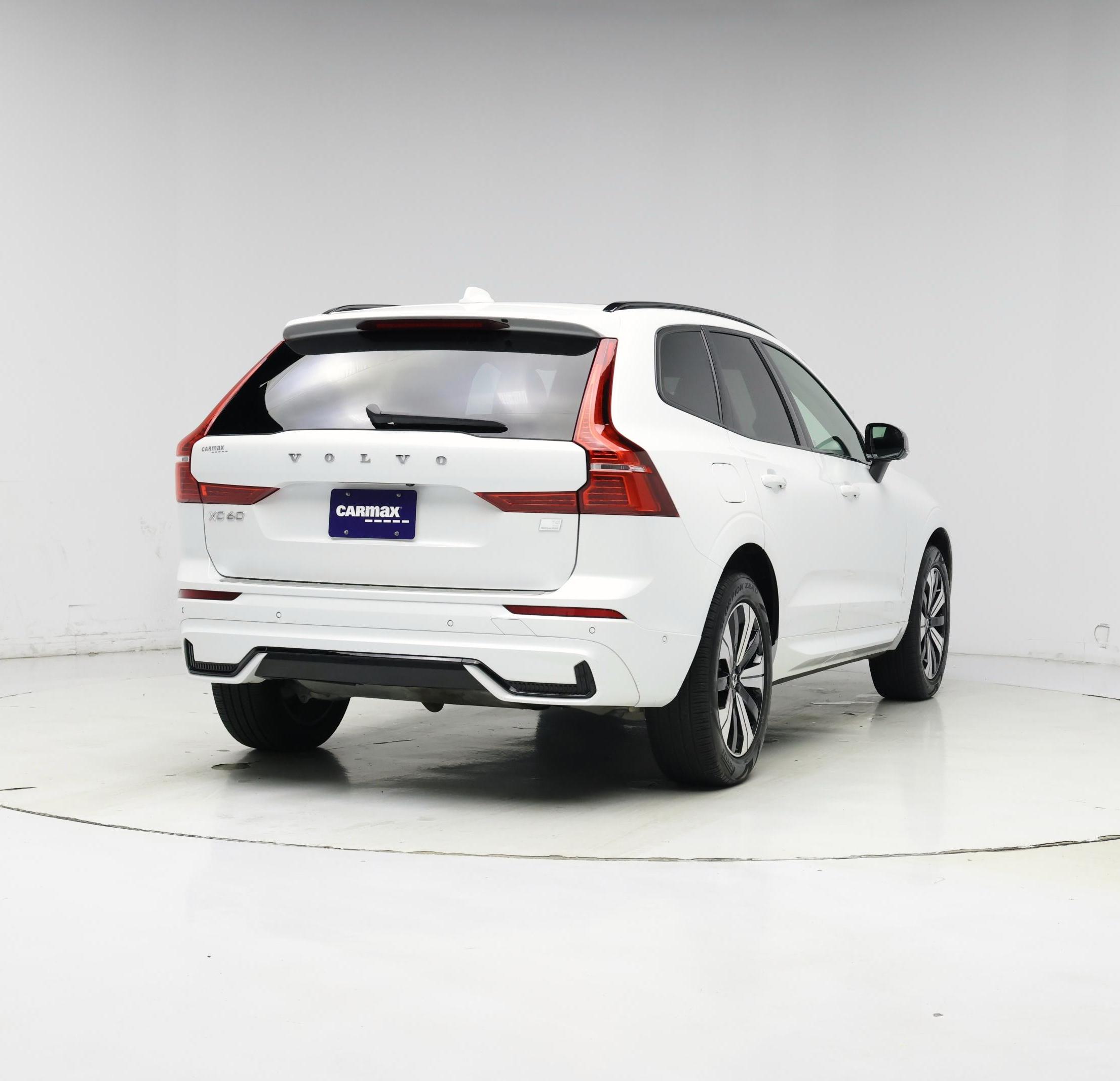 Thumbnail: 2024 Volvo XC60 - 8
