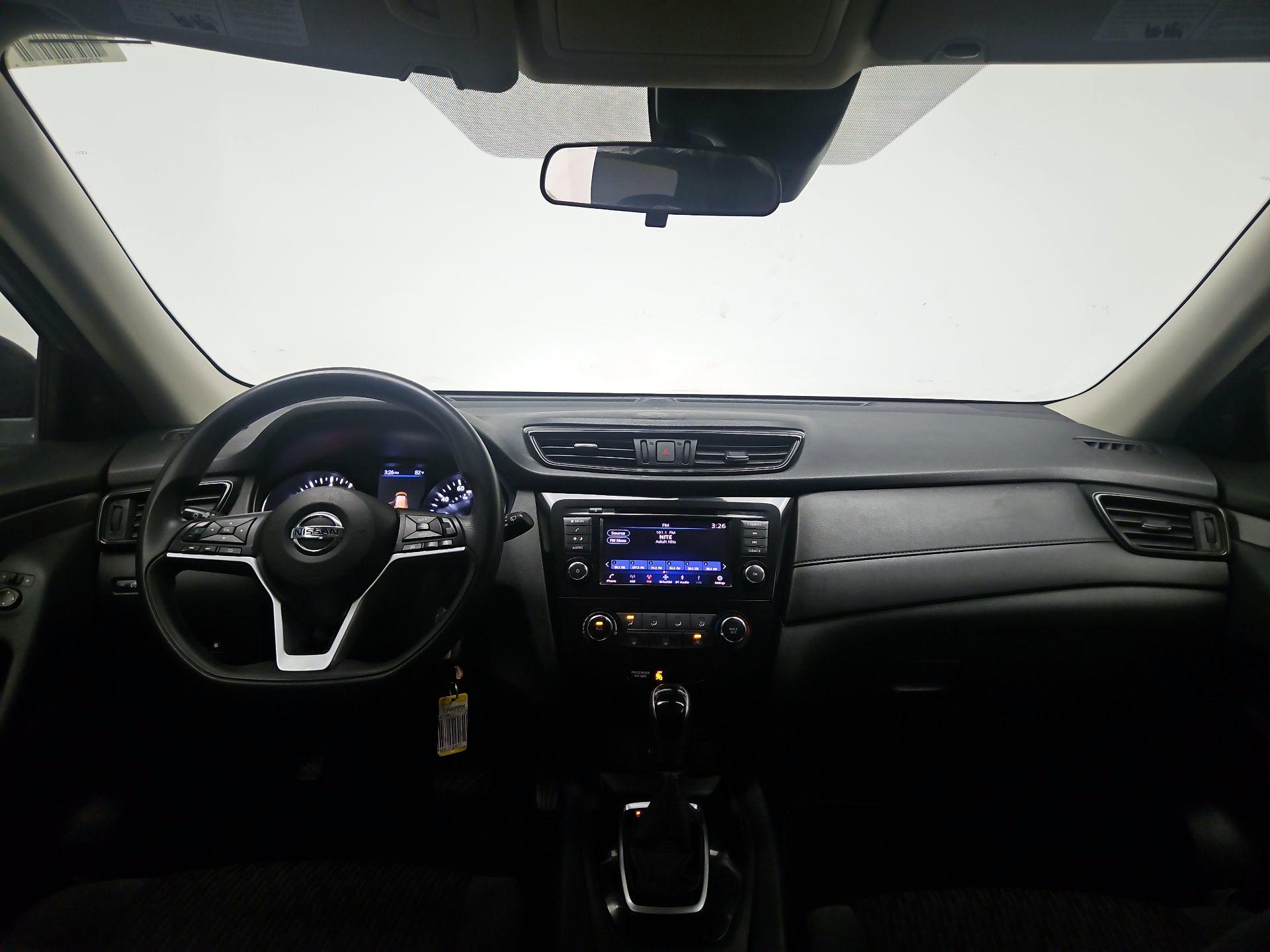 Thumbnail: 2020 Nissan Rogue - 9