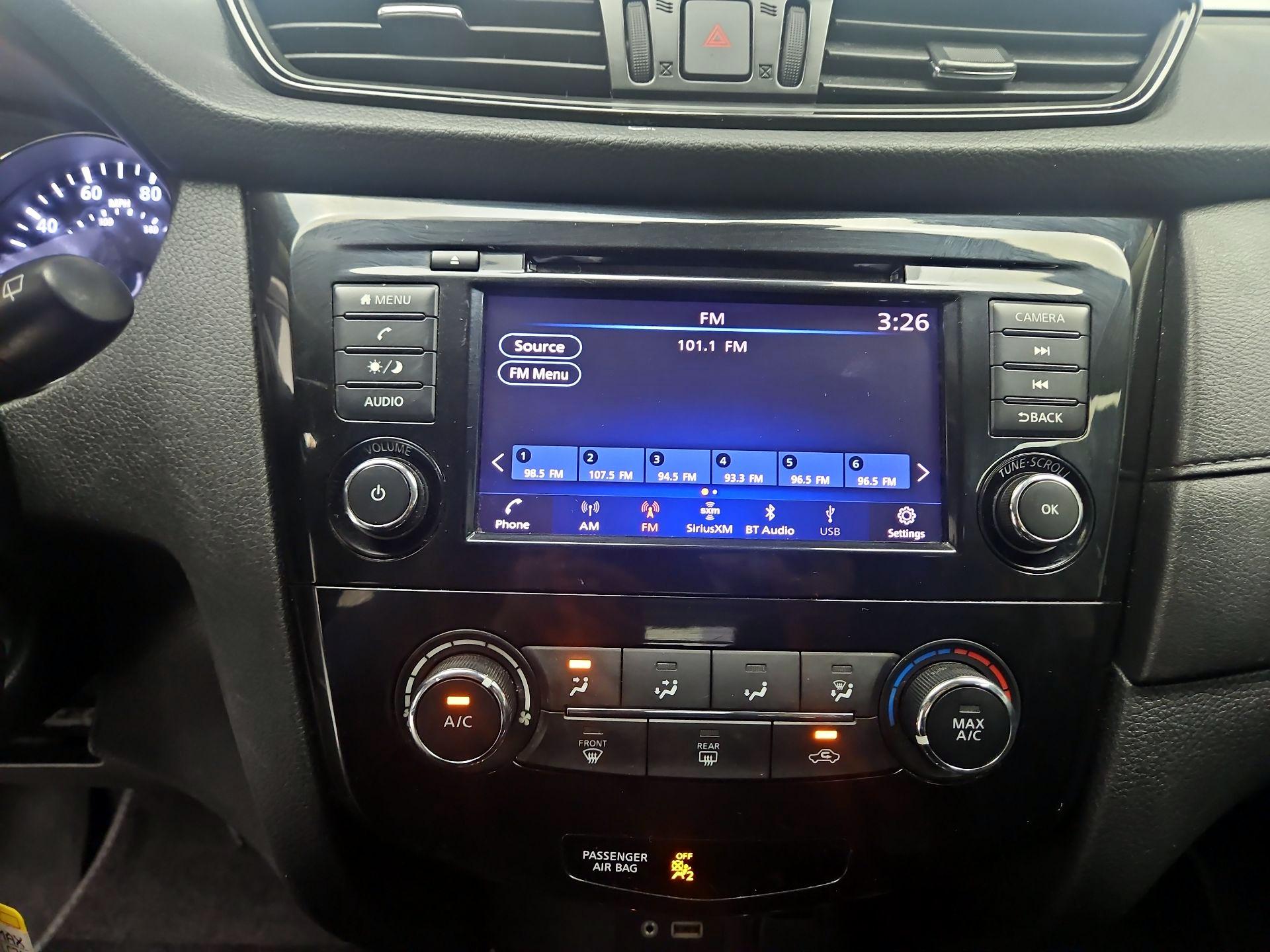 Thumbnail: 2020 Nissan Rogue - 15