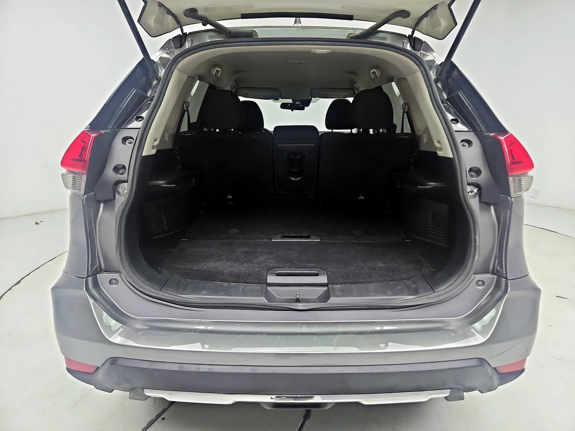 Thumbnail: 2020 Nissan Rogue - 20