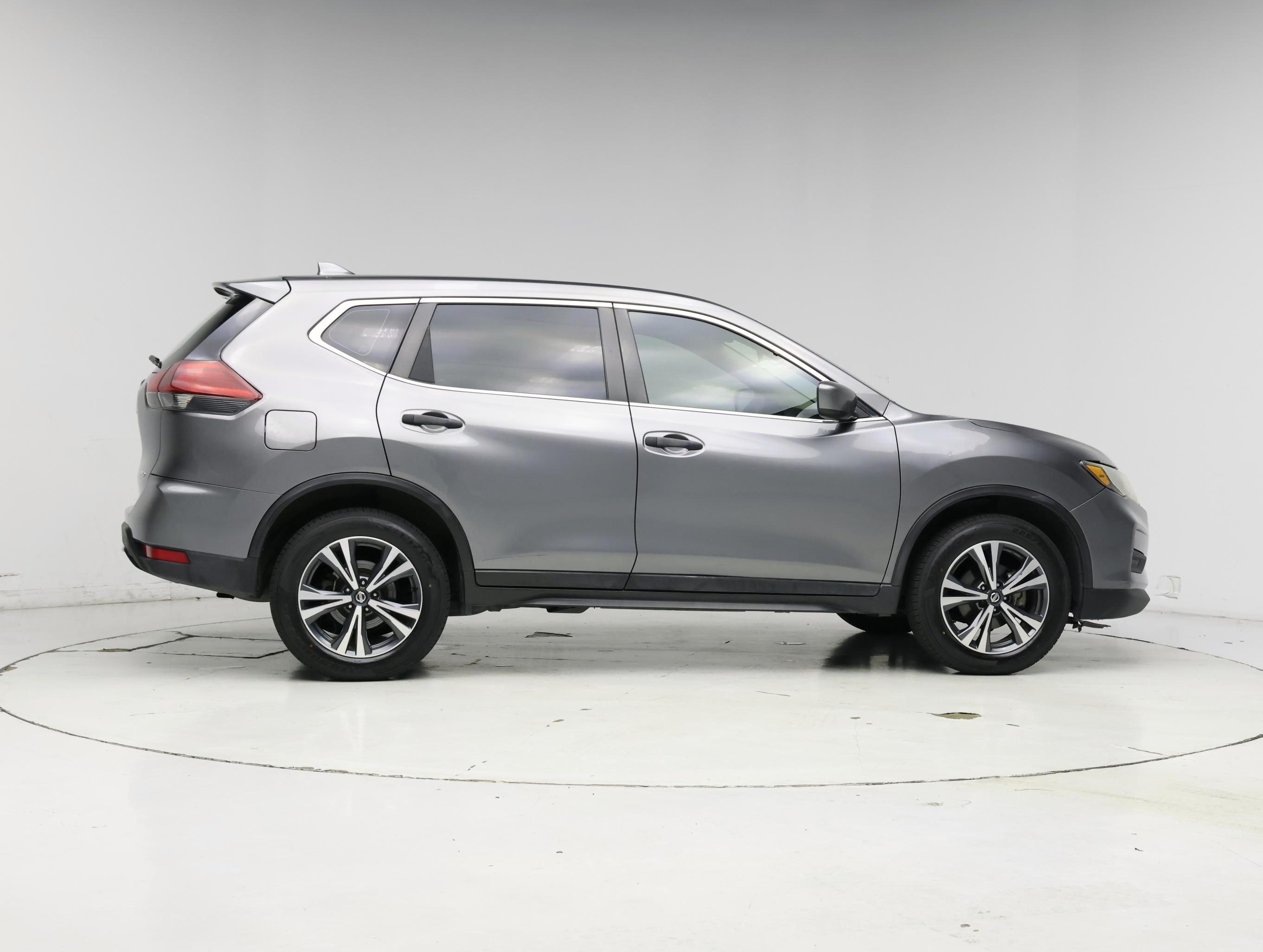 Thumbnail: 2020 Nissan Rogue - 7