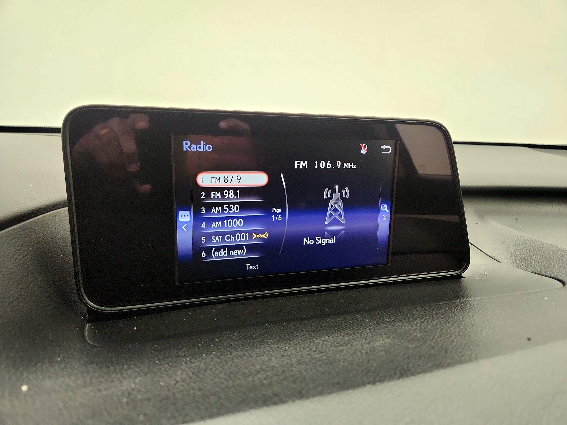 Thumbnail: 2018 Lexus RX - 15