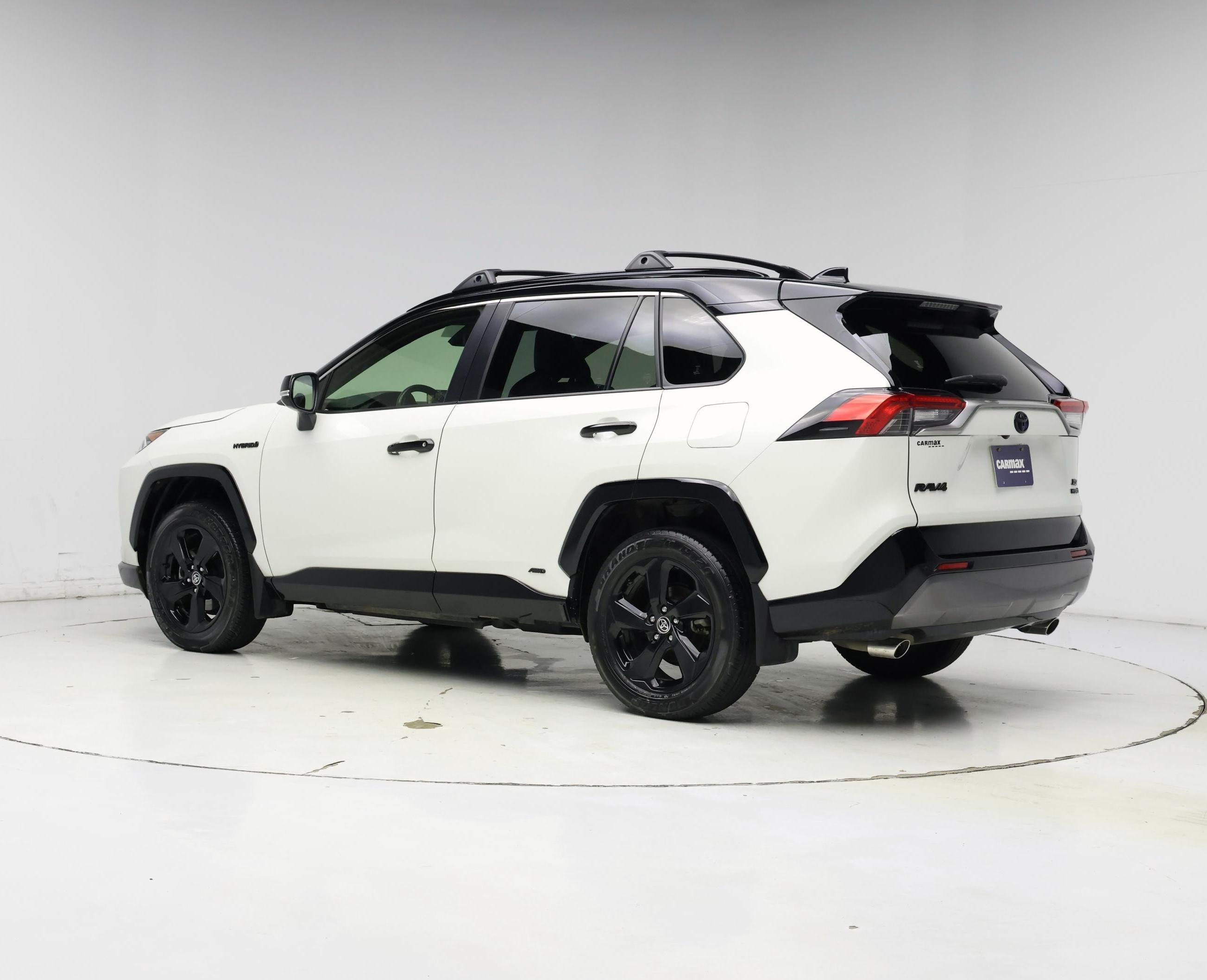 Thumbnail: 2020 Toyota RAV4 - 2