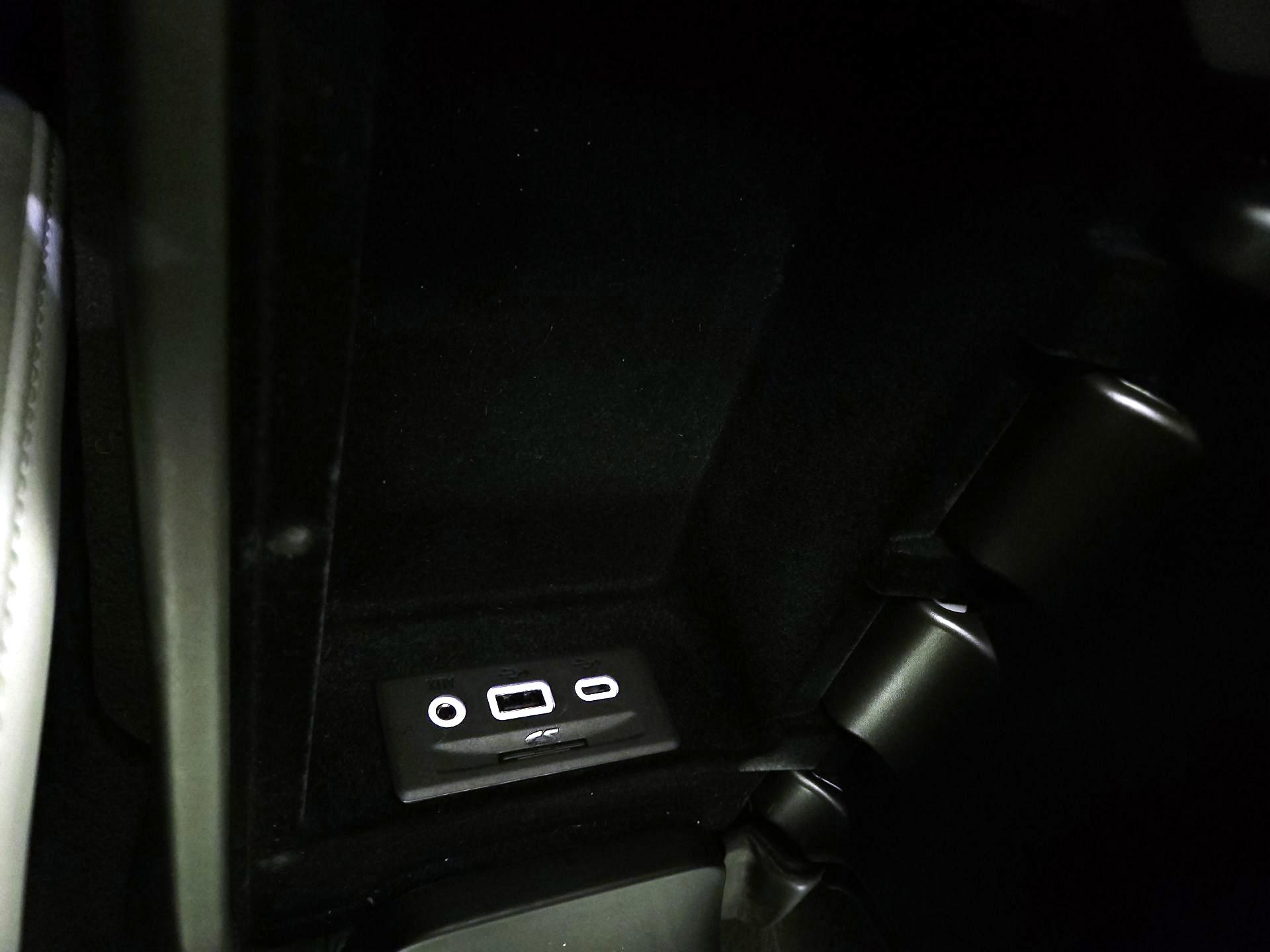 Thumbnail: 2021 Chevrolet Corvette - 18