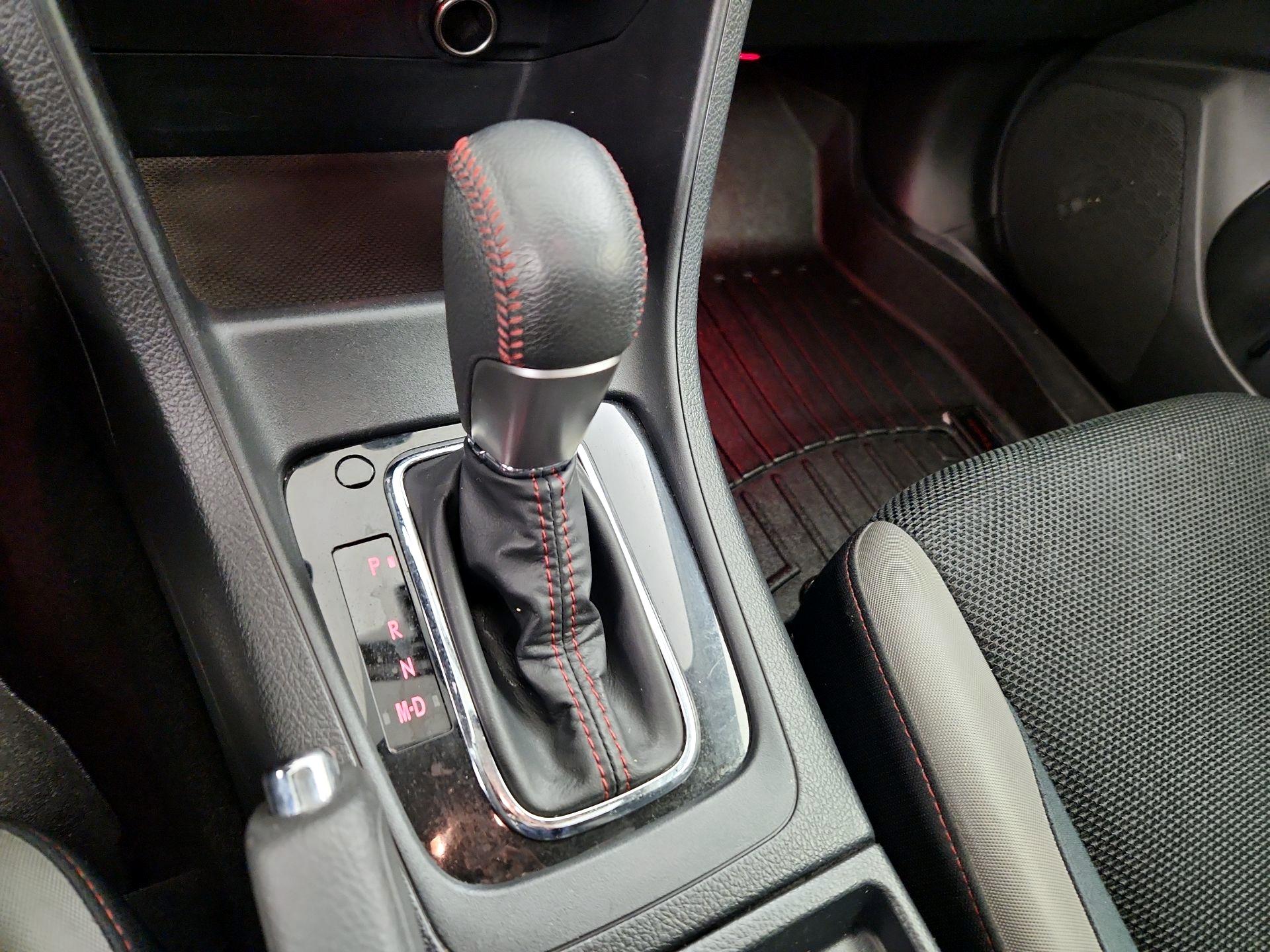 Thumbnail: 2016 Subaru XV Crosstrek - 17