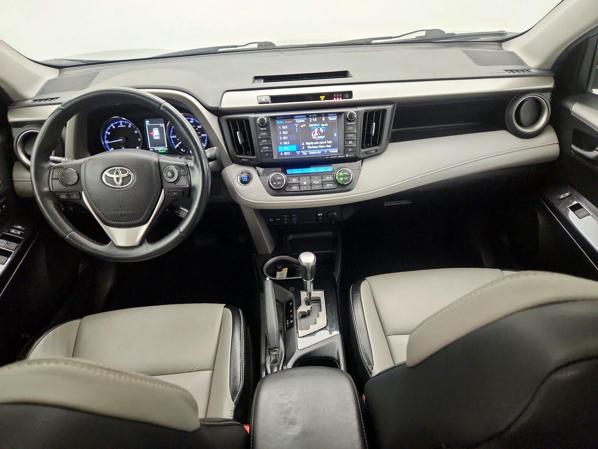 Thumbnail: 2017 Toyota RAV4 - 9