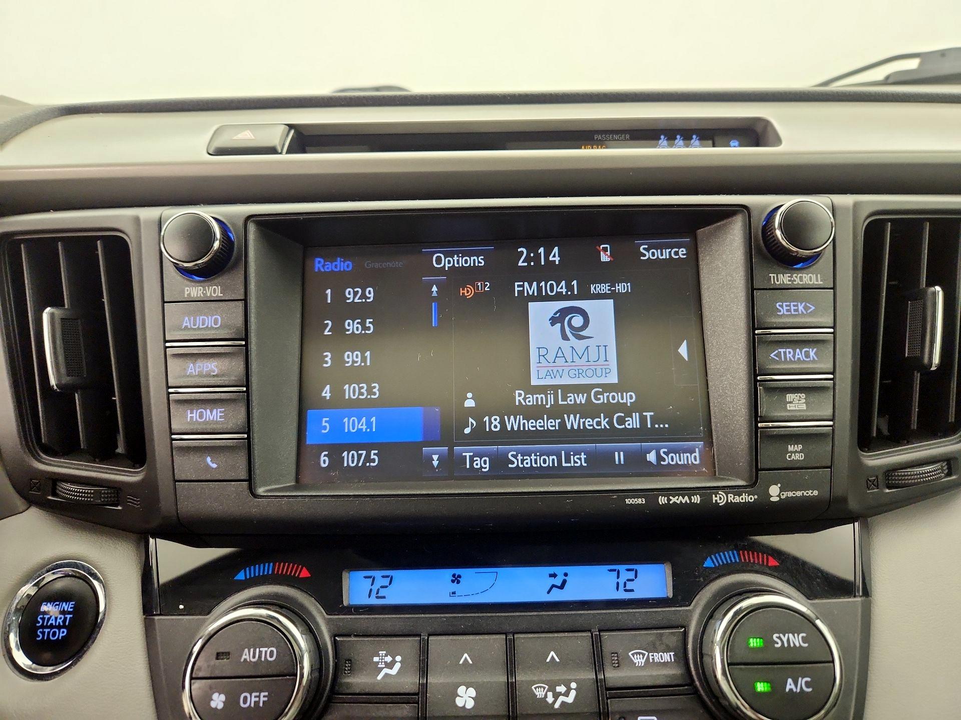 Thumbnail: 2017 Toyota RAV4 - 15