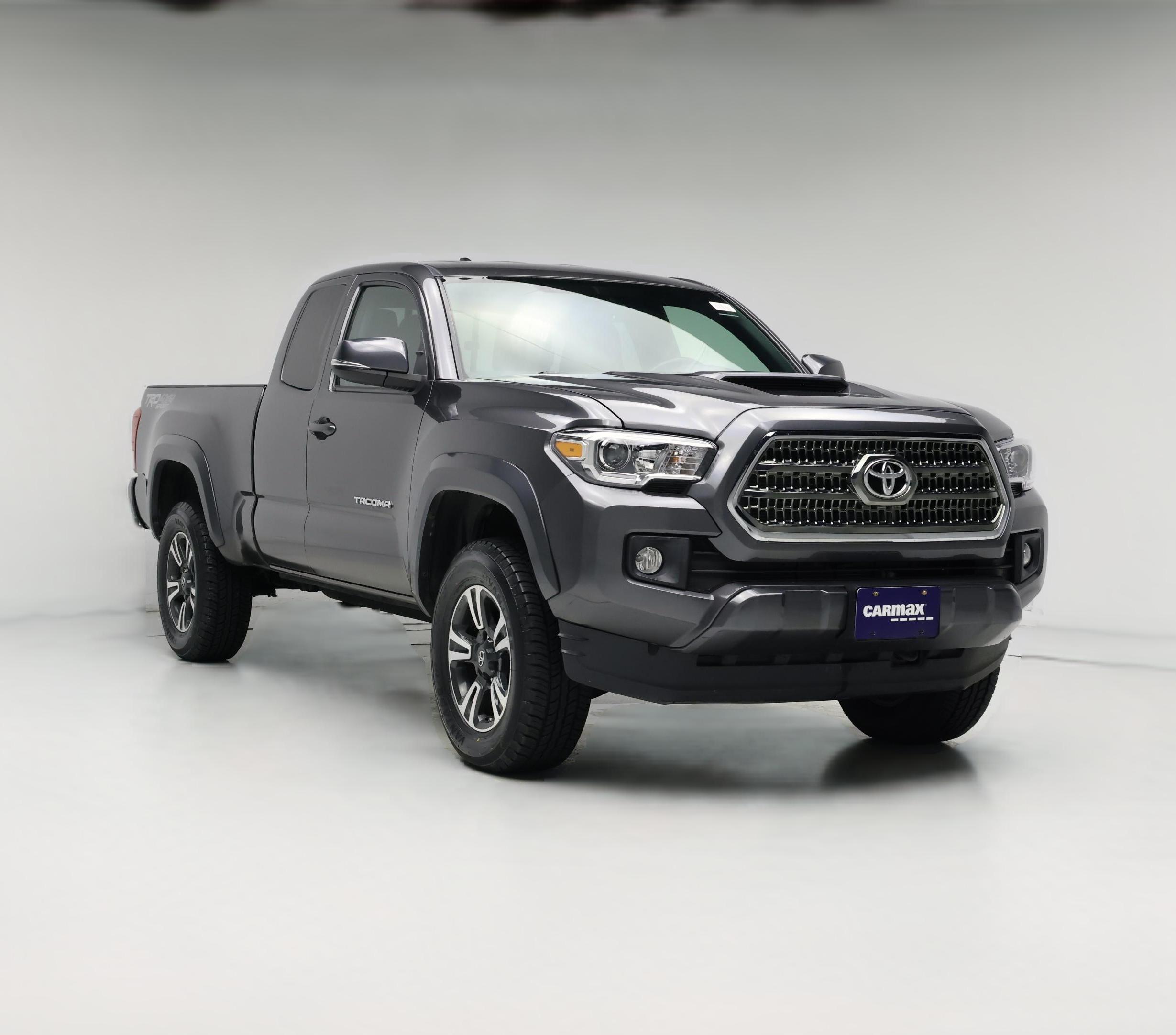 Thumbnail: 2016 Toyota Tacoma - 1