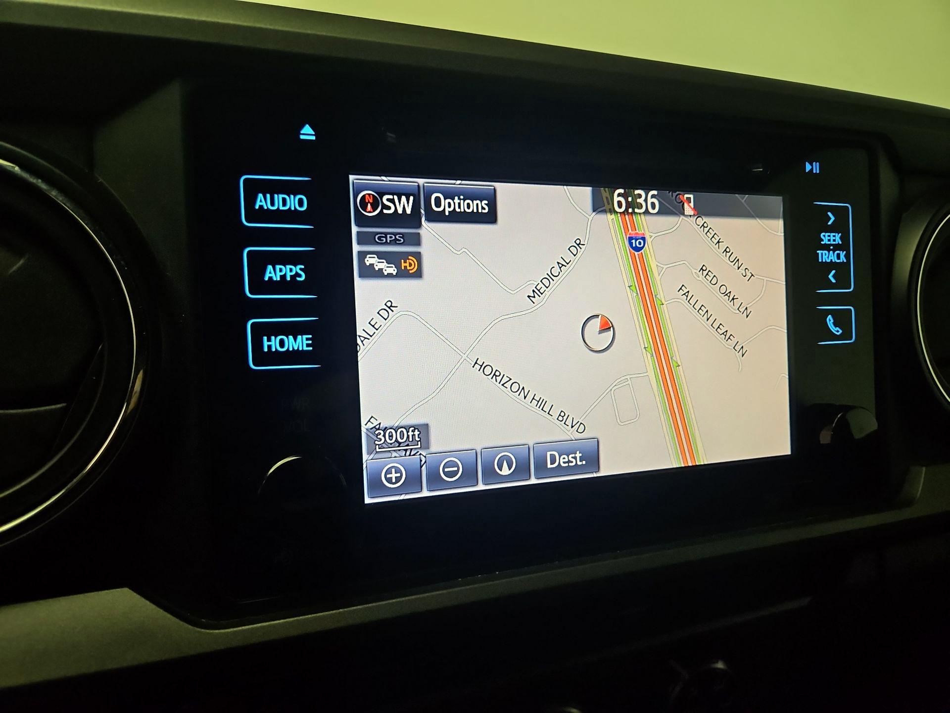 Thumbnail: 2016 Toyota Tacoma - 14