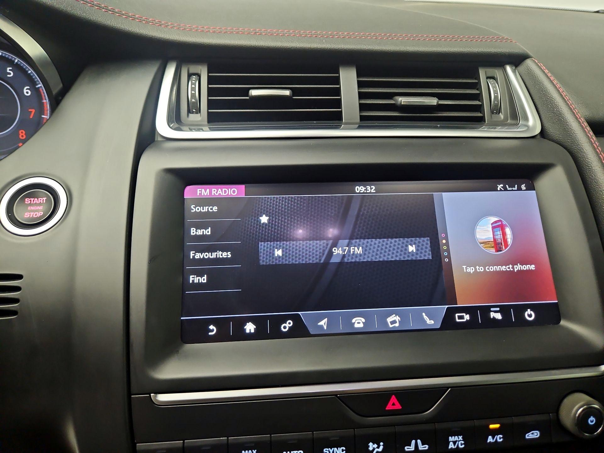 Thumbnail: 2020 Jaguar E-Pace - 15