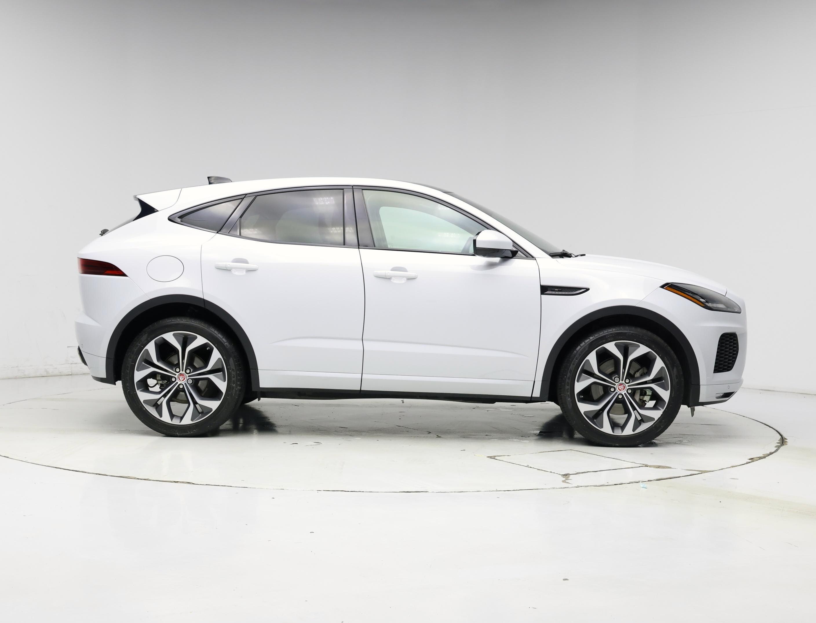 Thumbnail: 2020 Jaguar E-Pace - 7