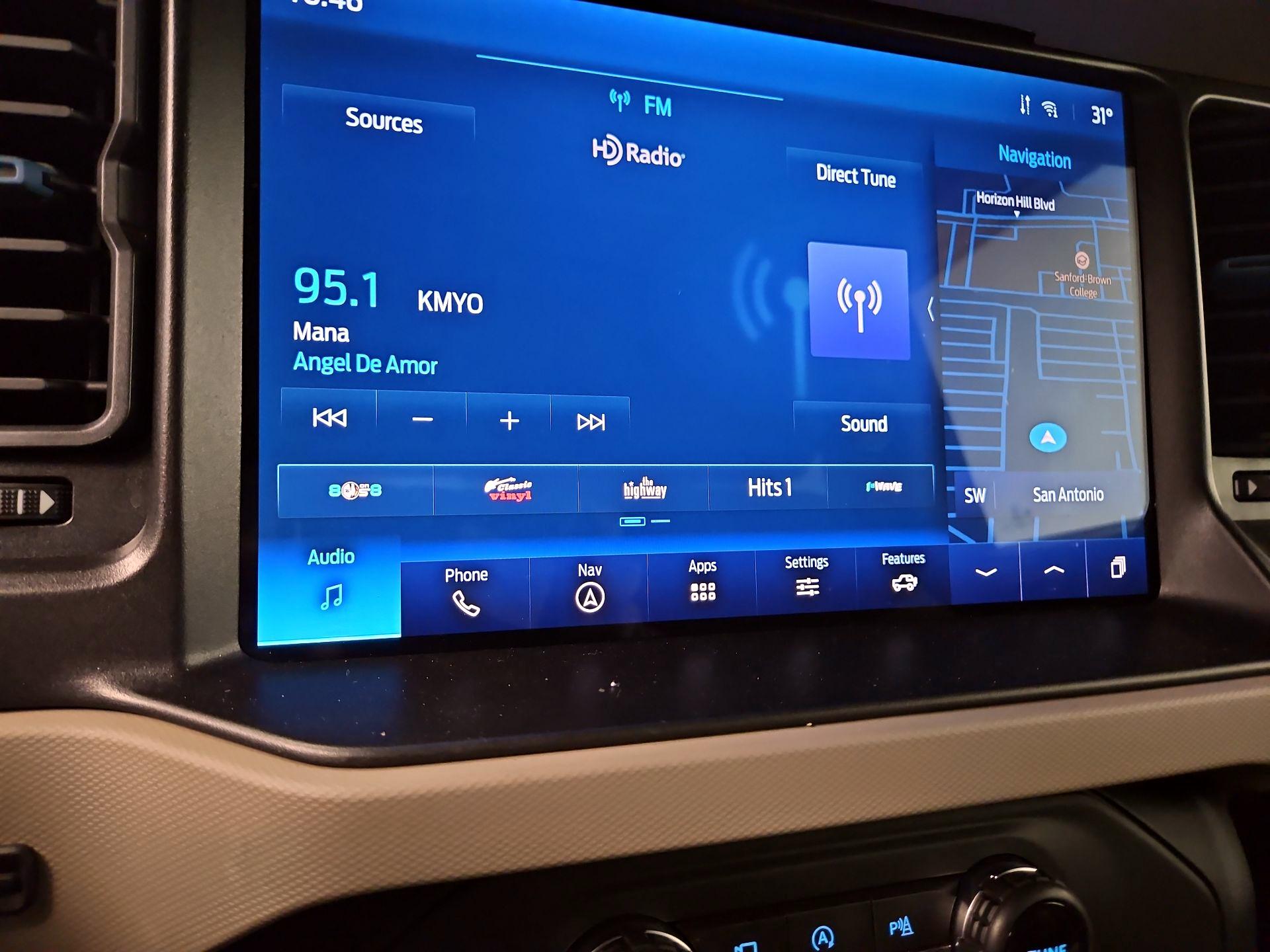 Thumbnail: 2022 Ford Bronco - 16