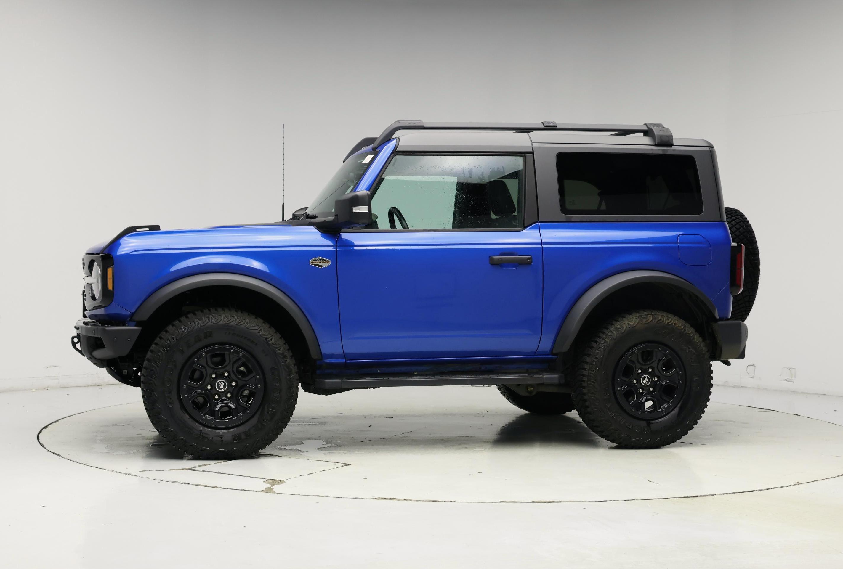 Thumbnail: 2022 Ford Bronco - 3