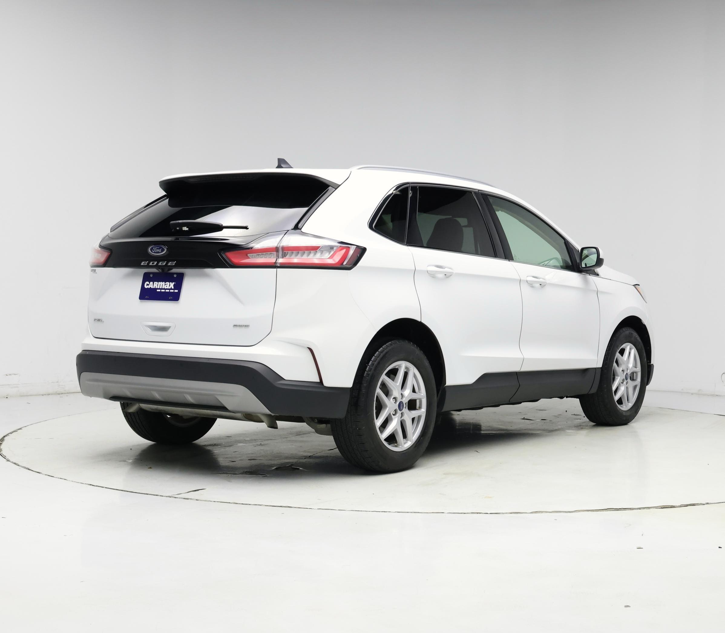 Thumbnail: 2022 Ford Edge - 8