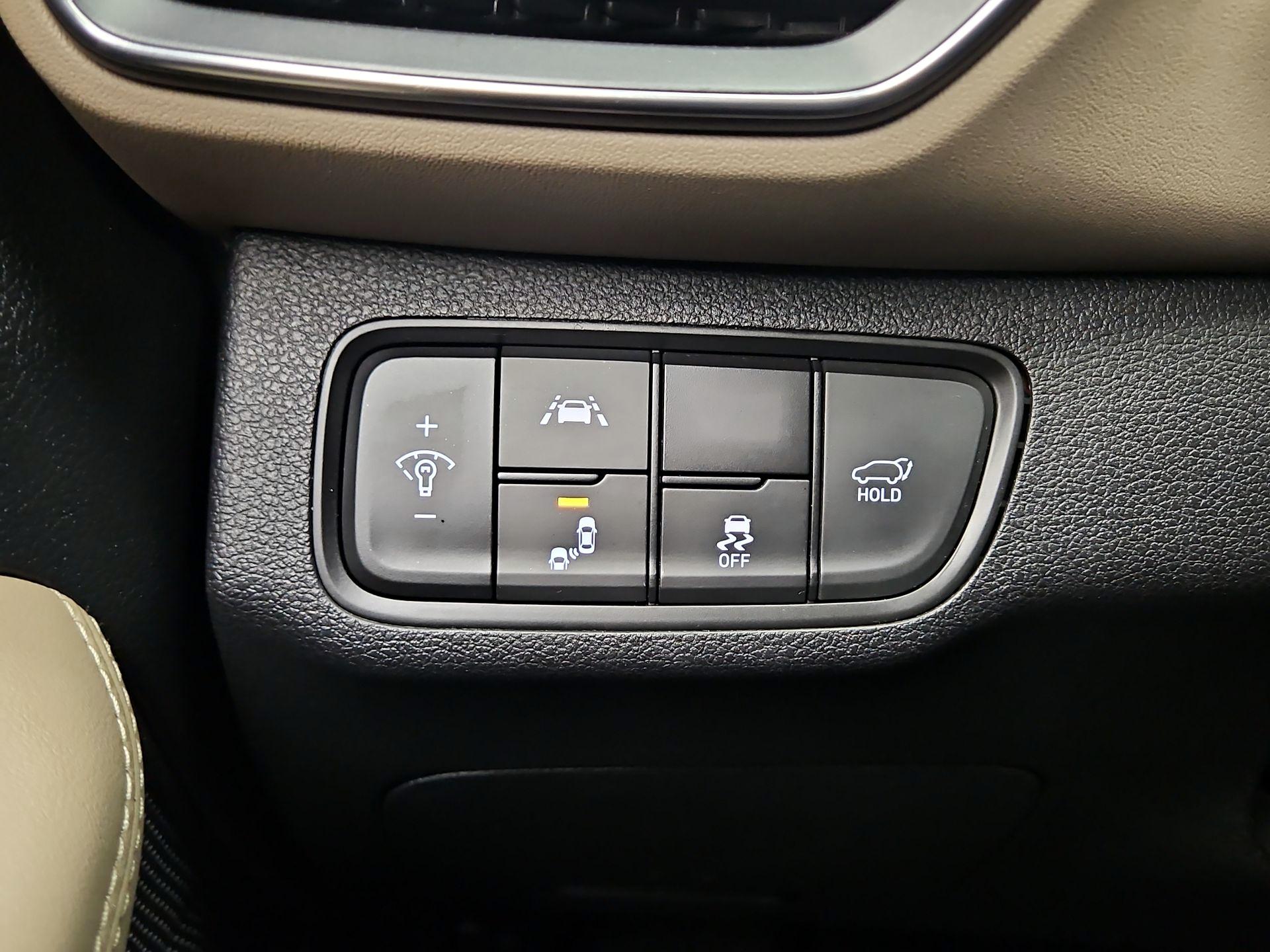 Thumbnail: 2019 Hyundai Santa Fe - 13