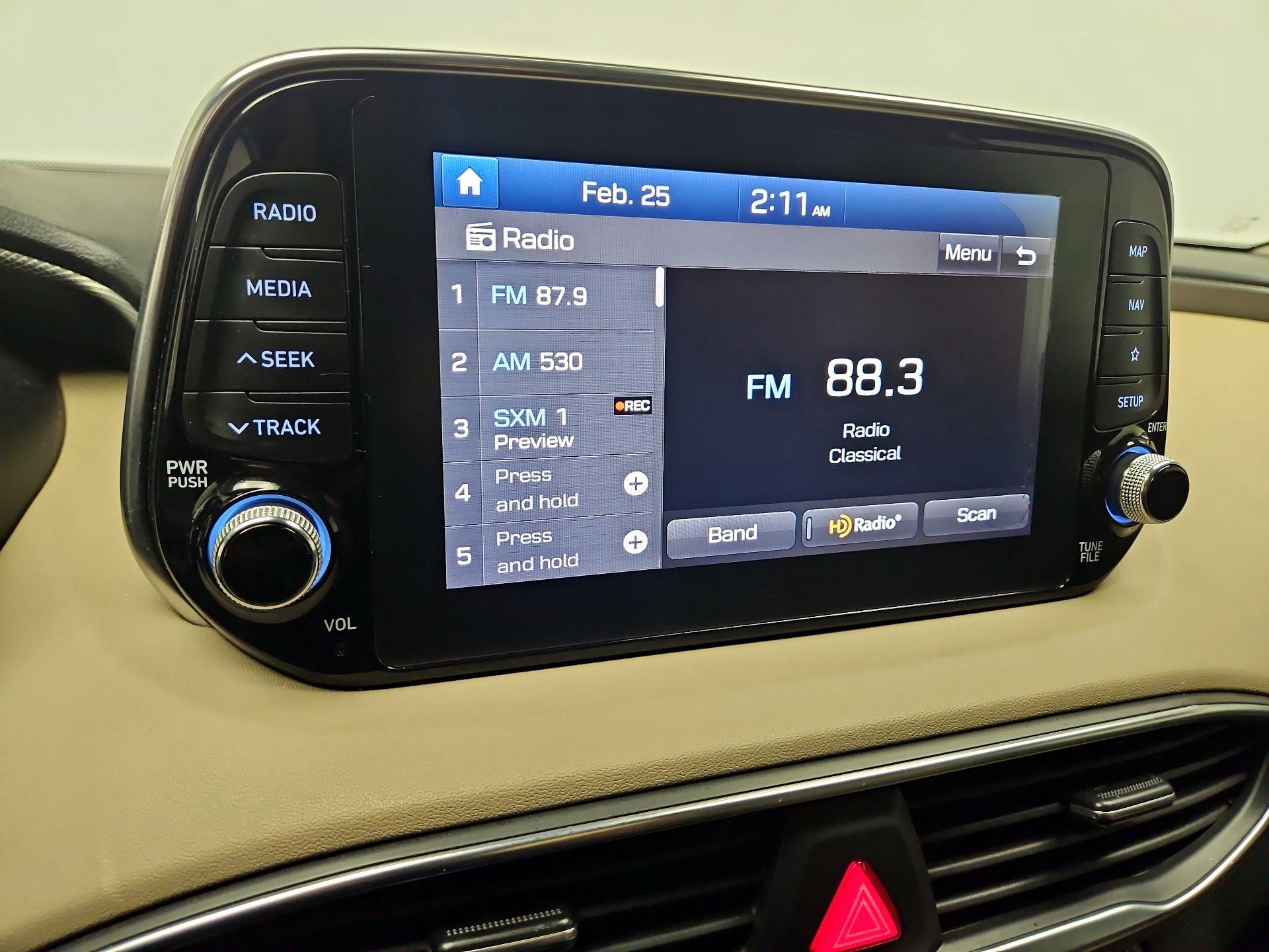 Thumbnail: 2019 Hyundai Santa Fe - 16