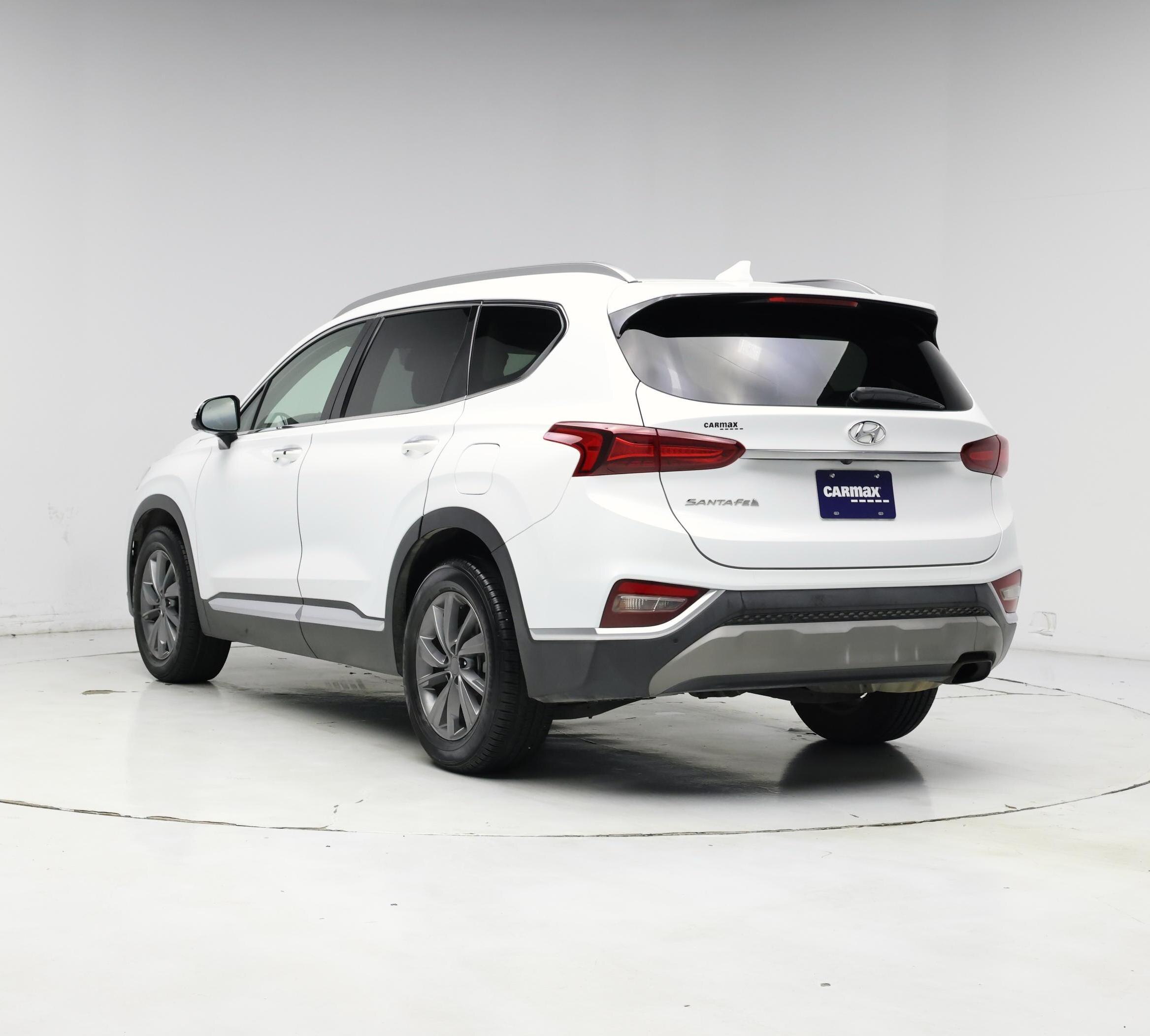 Thumbnail: 2019 Hyundai Santa Fe - 2